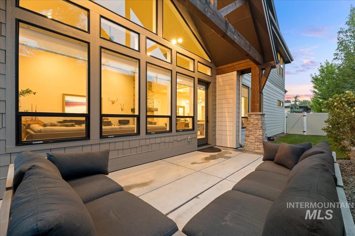 9709 W Snowcap Dr, Boise, Idaho 83709, 3 Bedrooms, 2.5 Bathrooms, Residential For Sale, Price $1,050,000,MLS 98991053