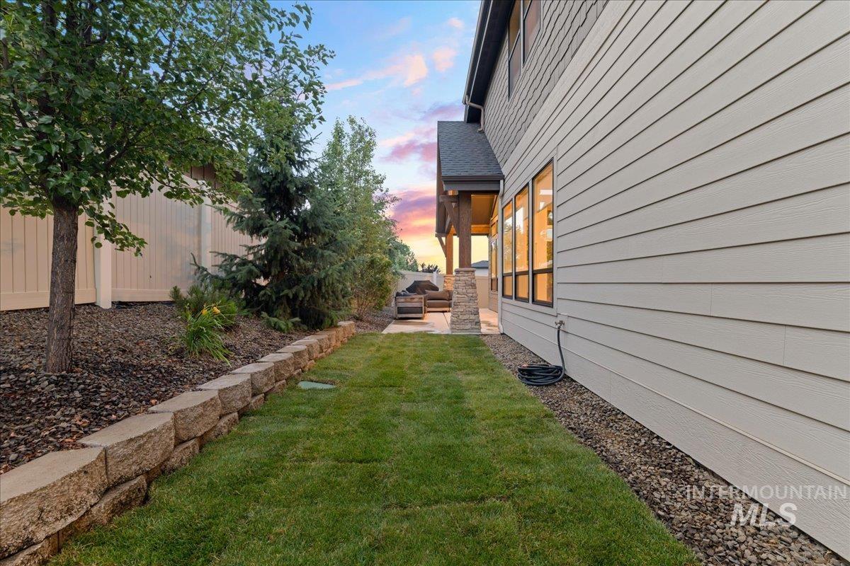 9709 W Snowcap Dr, Boise, Idaho 83709, 3 Bedrooms, 2.5 Bathrooms, Residential For Sale, Price $1,050,000,MLS 98991053