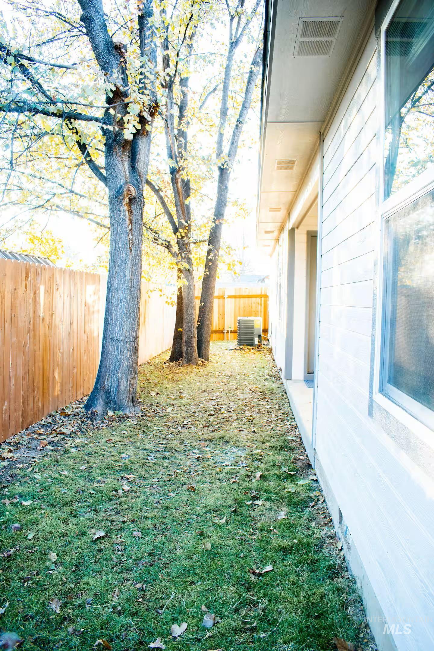 517 E Sherman Ave, Nampa, Idaho 83686, 5 Bedrooms, 3 Bathrooms, Residential For Sale, Price $449,000,MLS 98991054