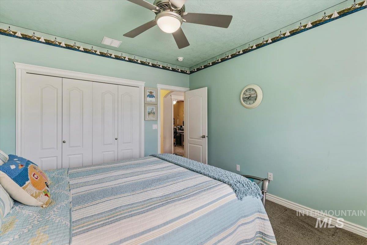 9774 W Blackpool Ct, Star, Idaho 83669, 3 Bedrooms, 2.5 Bathrooms, Residential For Sale, Price $599,999,MLS 98991058