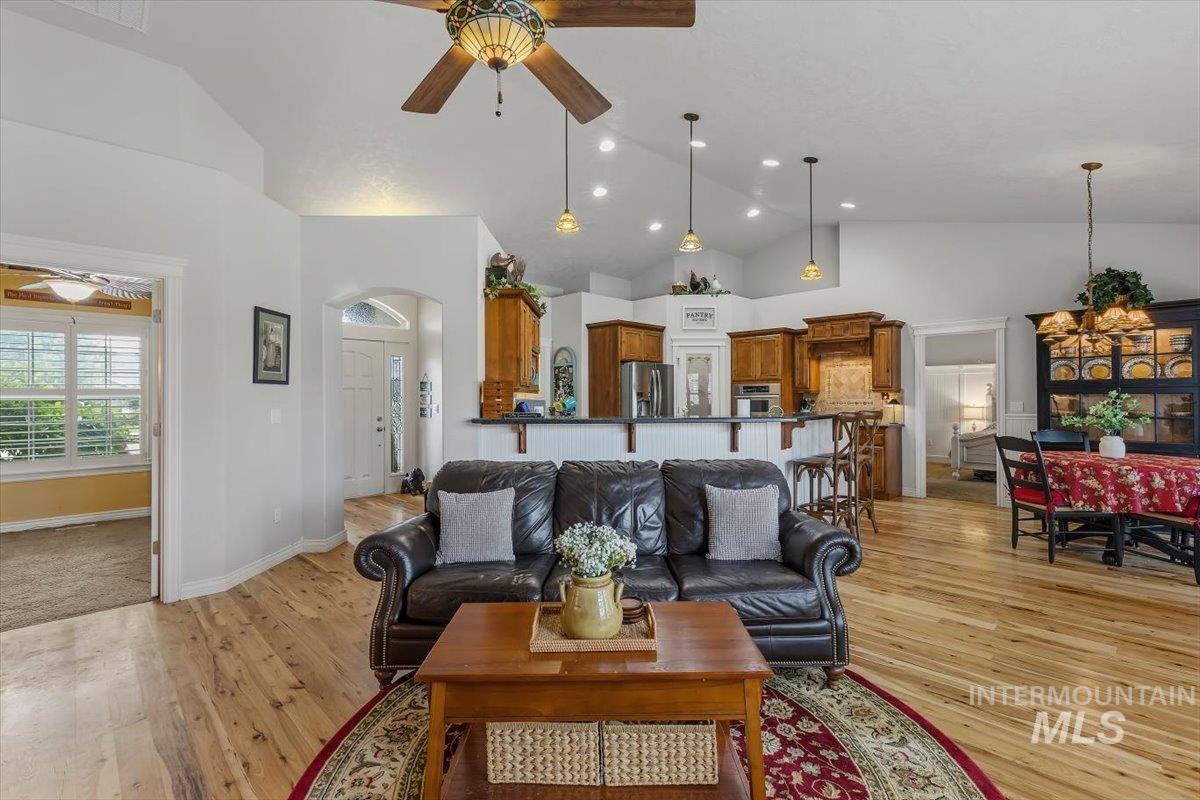 9774 W Blackpool Ct, Star, Idaho 83669, 3 Bedrooms, 2.5 Bathrooms, Residential For Sale, Price $599,999,MLS 98991058