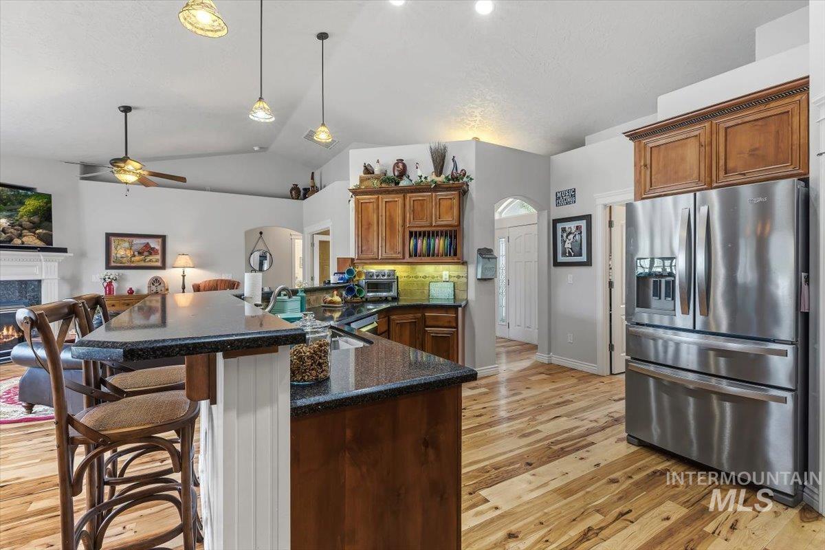 9774 W Blackpool Ct, Star, Idaho 83669, 3 Bedrooms, 2.5 Bathrooms, Residential For Sale, Price $599,999,MLS 98991058
