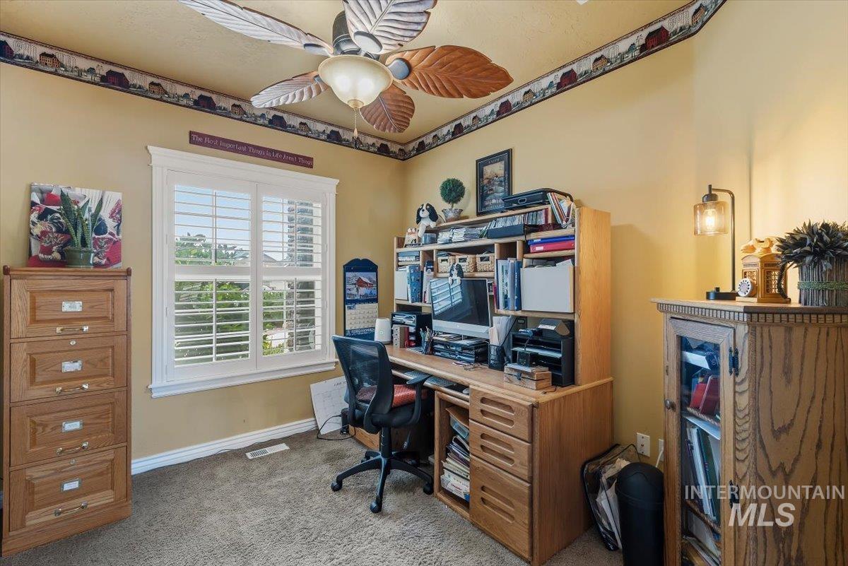 9774 W Blackpool Ct, Star, Idaho 83669, 3 Bedrooms, 2.5 Bathrooms, Residential For Sale, Price $599,999,MLS 98991058