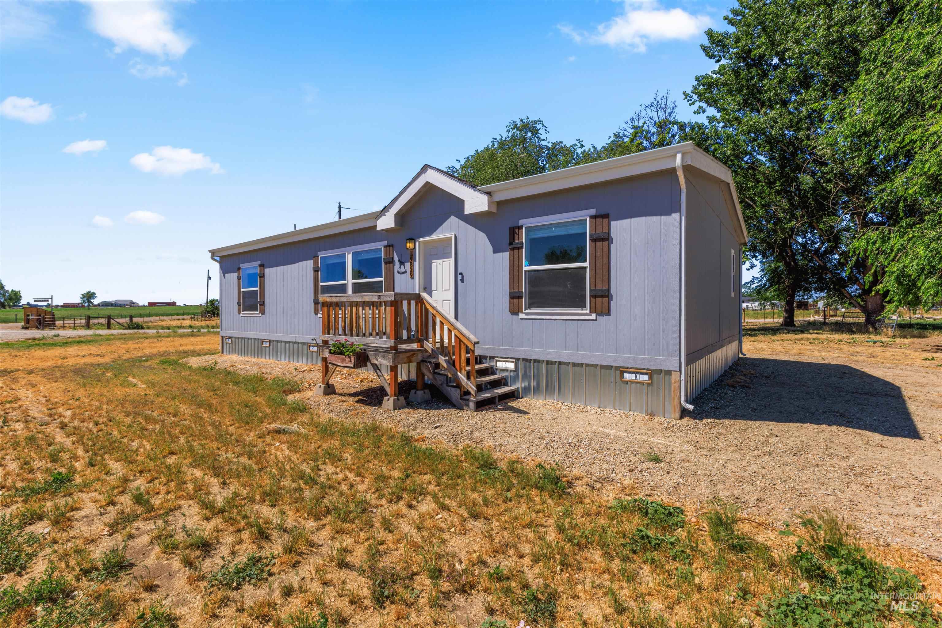 19829 Top Road, Greenleaf, Idaho 83626, 3 Bedrooms, 2 Bathrooms, Residential For Sale, Price $225,000, 98991060