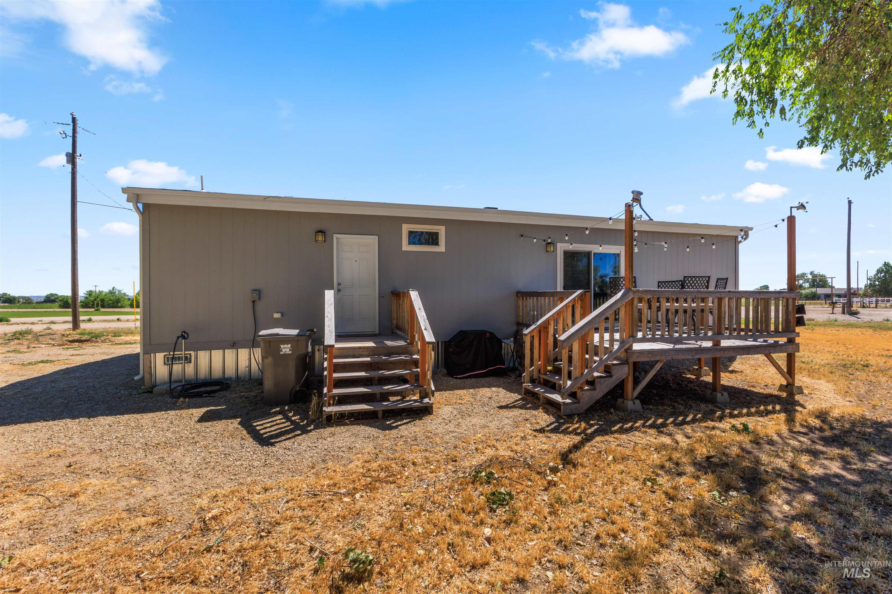 19829 Top Road, Greenleaf, Idaho 83626, 3 Bedrooms, 2 Bathrooms, Residential For Sale, Price $225,000, 98991060