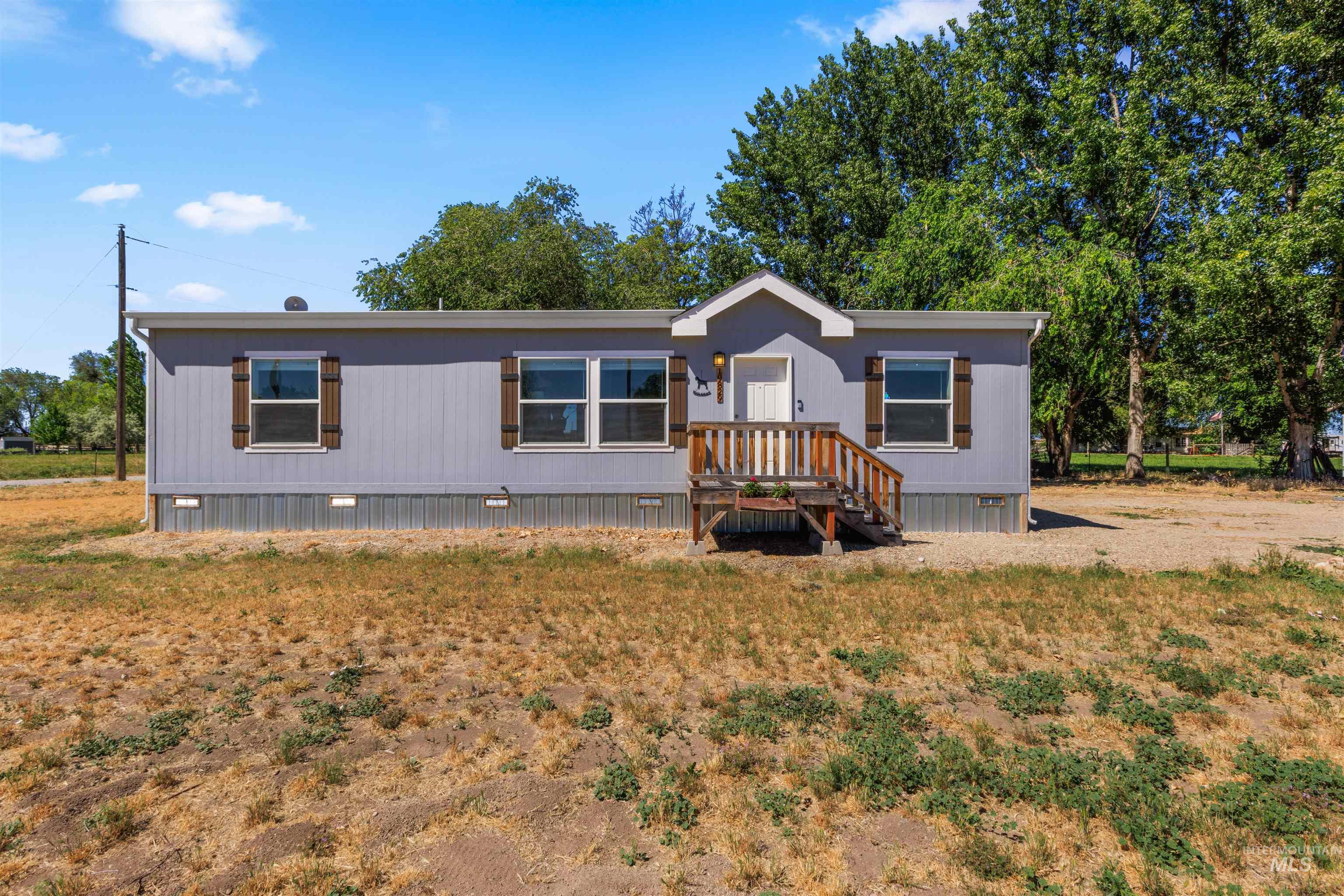 19829 Top Road, Greenleaf, Idaho 83626, 3 Bedrooms, 2 Bathrooms, Residential For Sale, Price $225,000, 98991060