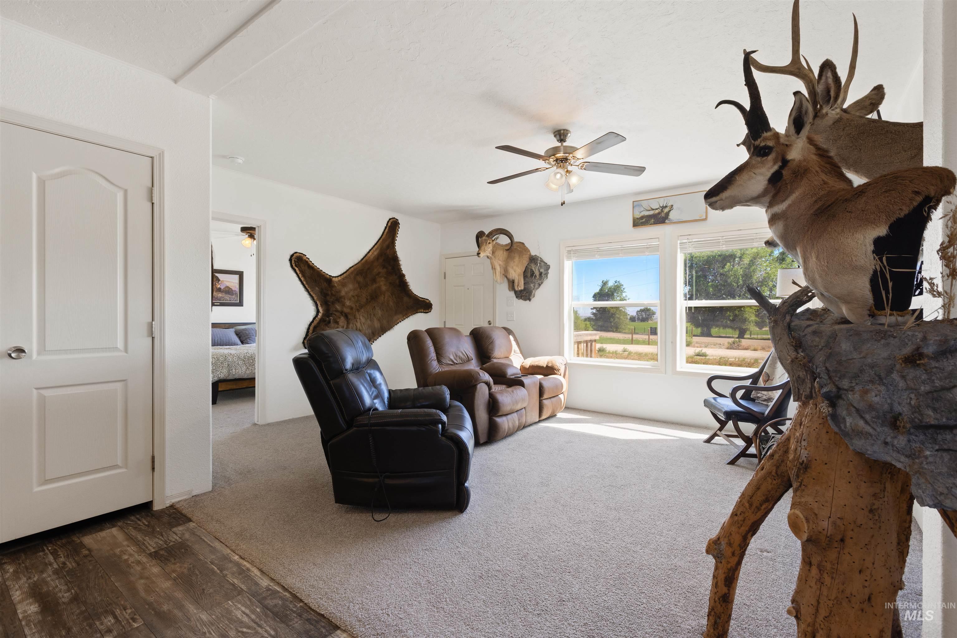 19829 Top Road, Greenleaf, Idaho 83626, 3 Bedrooms, 2 Bathrooms, Residential For Sale, Price $225,000, 98991060