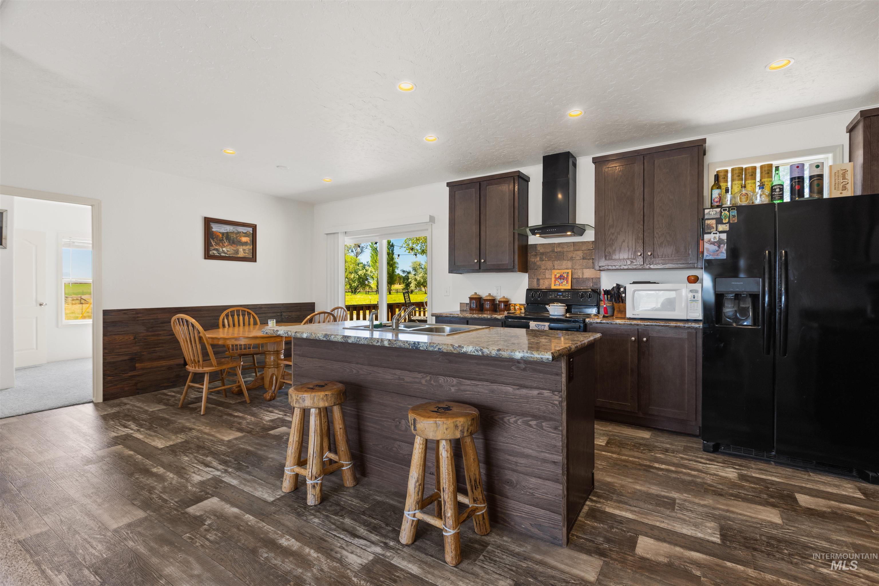 19829 Top Road, Greenleaf, Idaho 83626, 3 Bedrooms, 2 Bathrooms, Residential For Sale, Price $225,000, 98991060