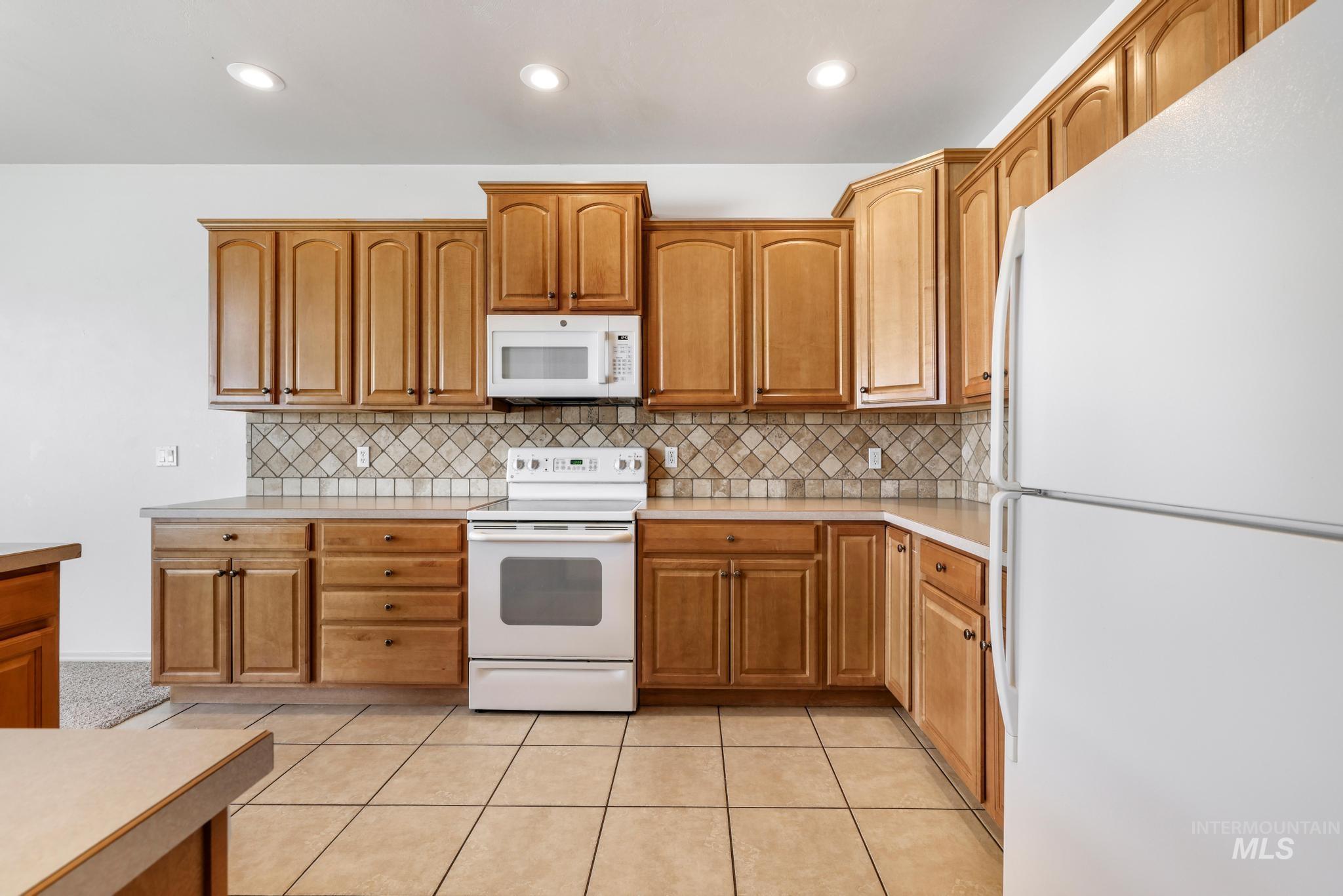 492 Shadetree Trail, Twin Falls, Idaho 83301-2917, 3 Bedrooms, 2 Bathrooms, Residential For Sale, Price $430,000,MLS 98991062