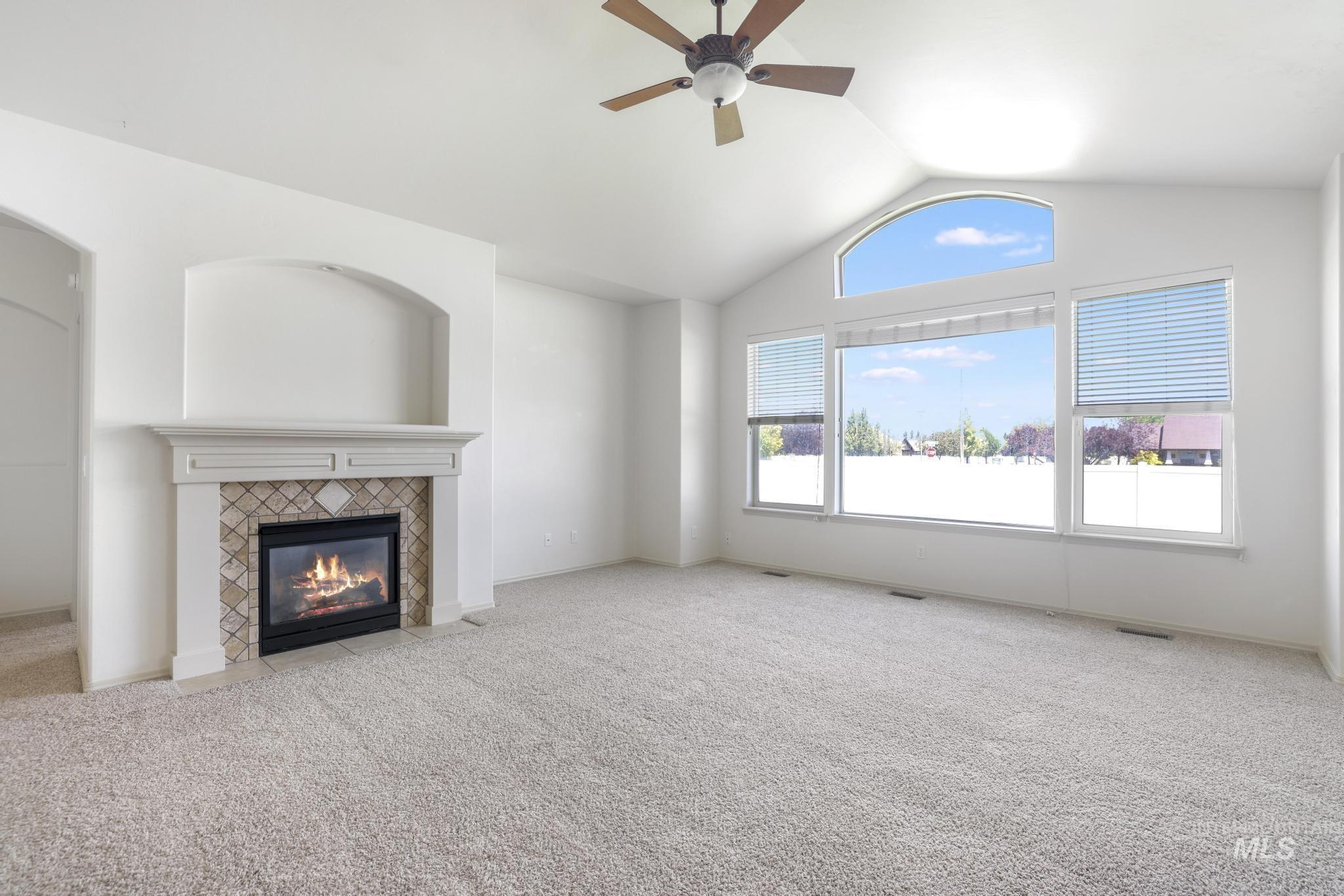 492 Shadetree Trail, Twin Falls, Idaho 83301-2917, 3 Bedrooms, 2 Bathrooms, Residential For Sale, Price $430,000,MLS 98991062