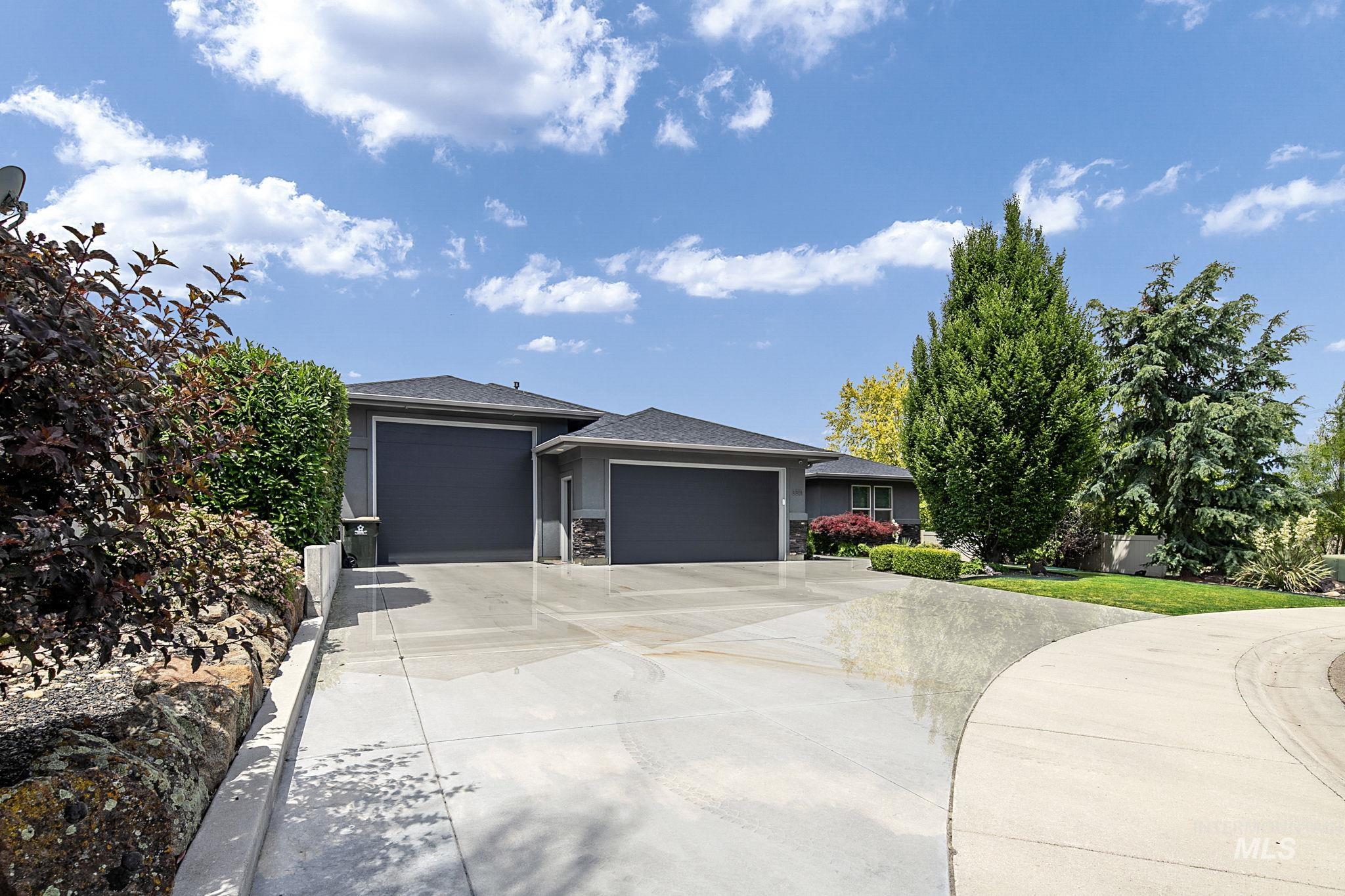 3301 S. Caleb Way, Meridian, Idaho 83642, 4 Bedrooms, 2.5 Bathrooms, Residential For Sale, Price $850,000, 98991070