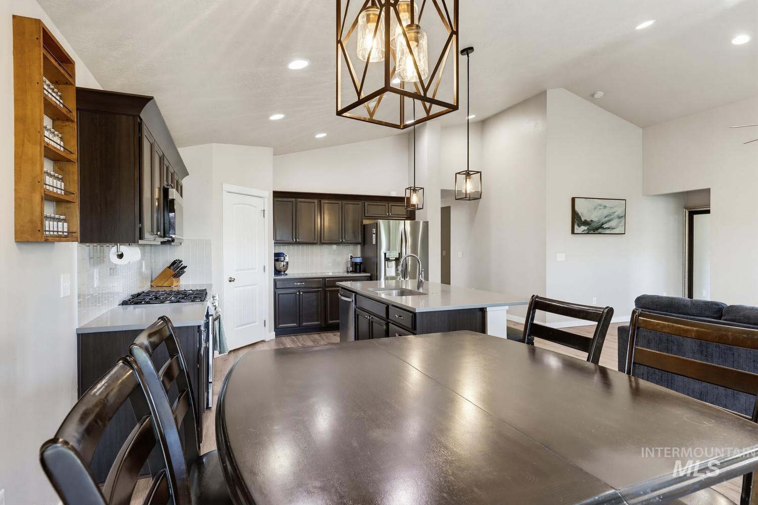 1711 W Lava Ave, Nampa, Idaho 83651, 3 Bedrooms, 2 Bathrooms, Residential For Sale, Price $459,999,MLS 98991071