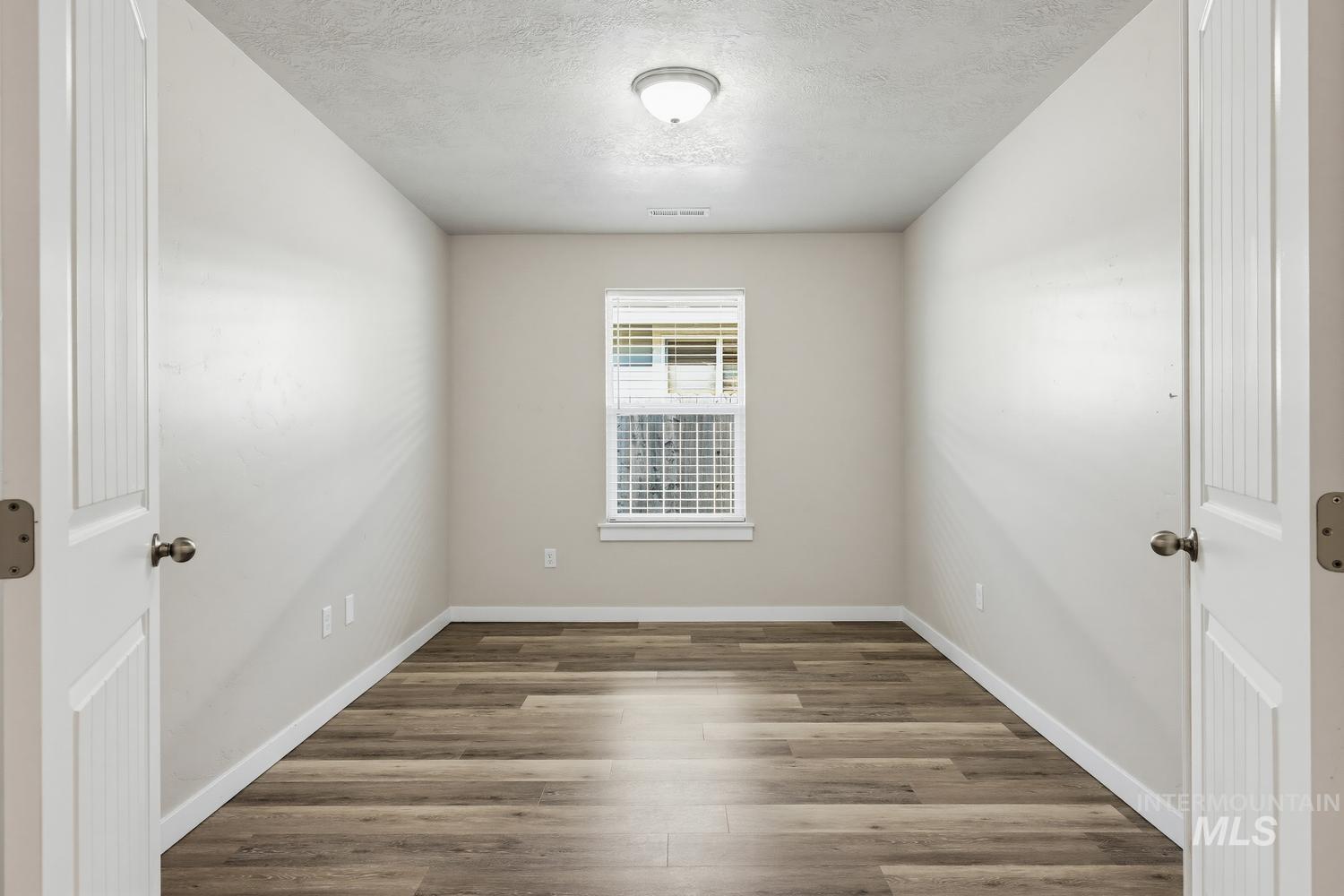 1711 W Lava Ave, Nampa, Idaho 83651, 3 Bedrooms, 2 Bathrooms, Residential For Sale, Price $459,999,MLS 98991071