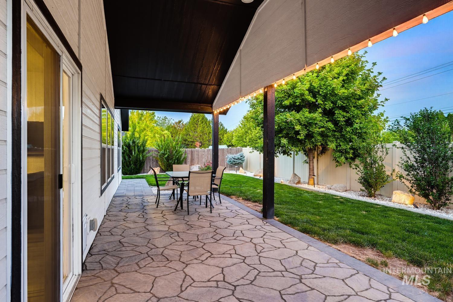 1711 W Lava Ave, Nampa, Idaho 83651, 3 Bedrooms, 2 Bathrooms, Residential For Sale, Price $459,999,MLS 98991071
