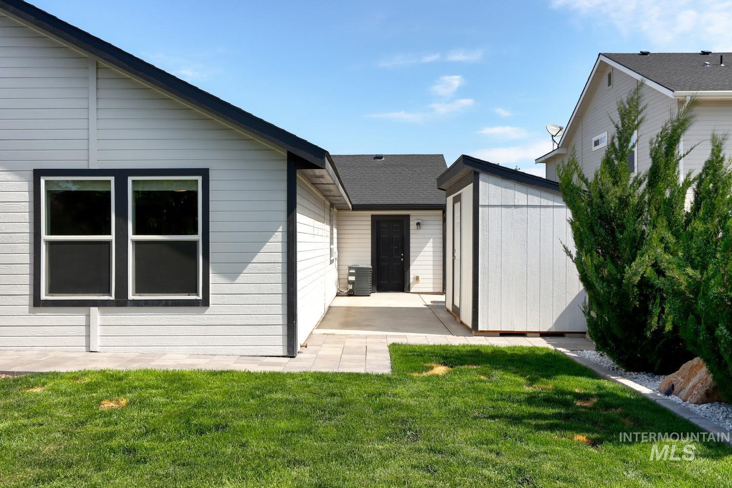 1711 W Lava Ave, Nampa, Idaho 83651, 3 Bedrooms, 2 Bathrooms, Residential For Sale, Price $459,999,MLS 98991071