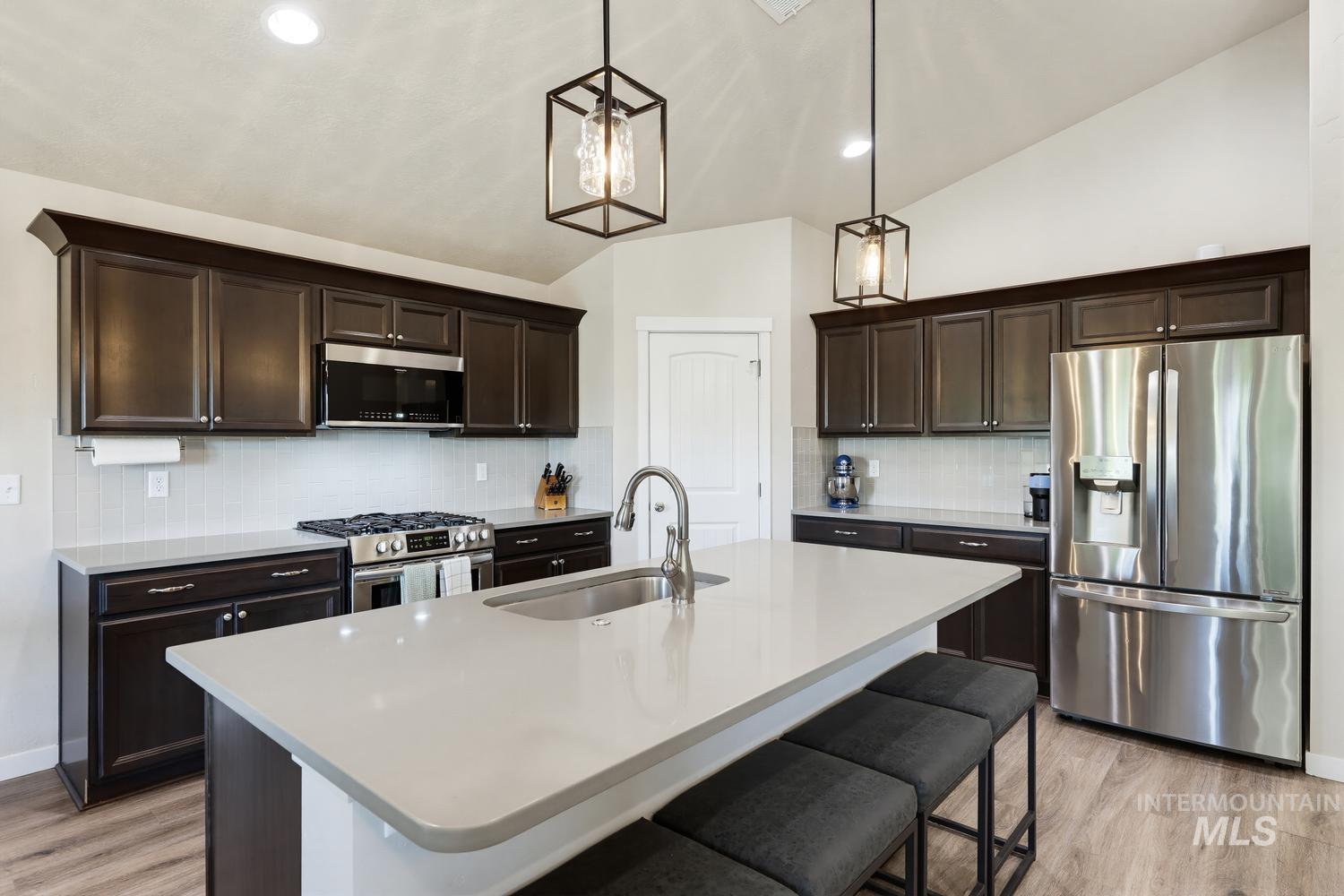 1711 W Lava Ave, Nampa, Idaho 83651, 3 Bedrooms, 2 Bathrooms, Residential For Sale, Price $459,999,MLS 98991071