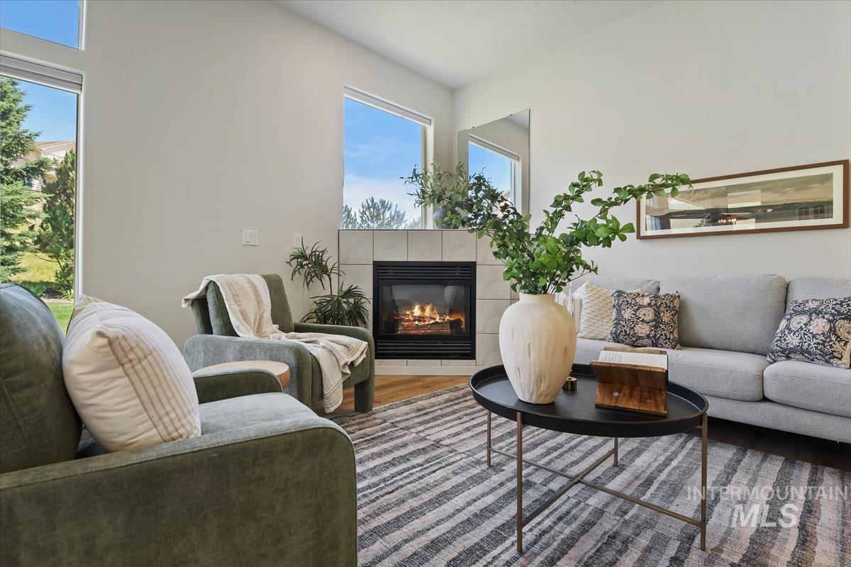 3949 W Quail Ridge, Boise, Idaho 83703-3855, 3 Bedrooms, 2.5 Bathrooms, Residential For Sale, Price $874,900, 98991072