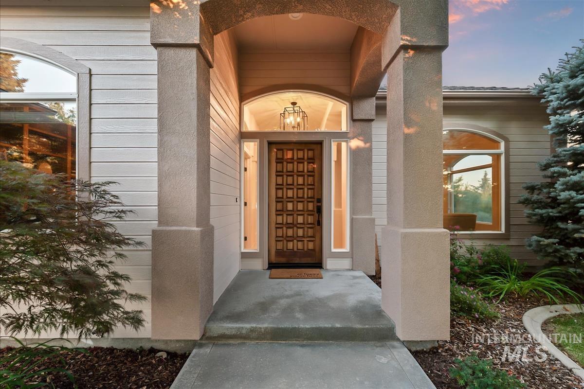 3949 W Quail Ridge, Boise, Idaho 83703-3855, 3 Bedrooms, 2.5 Bathrooms, Residential For Sale, Price $874,900, 98991072