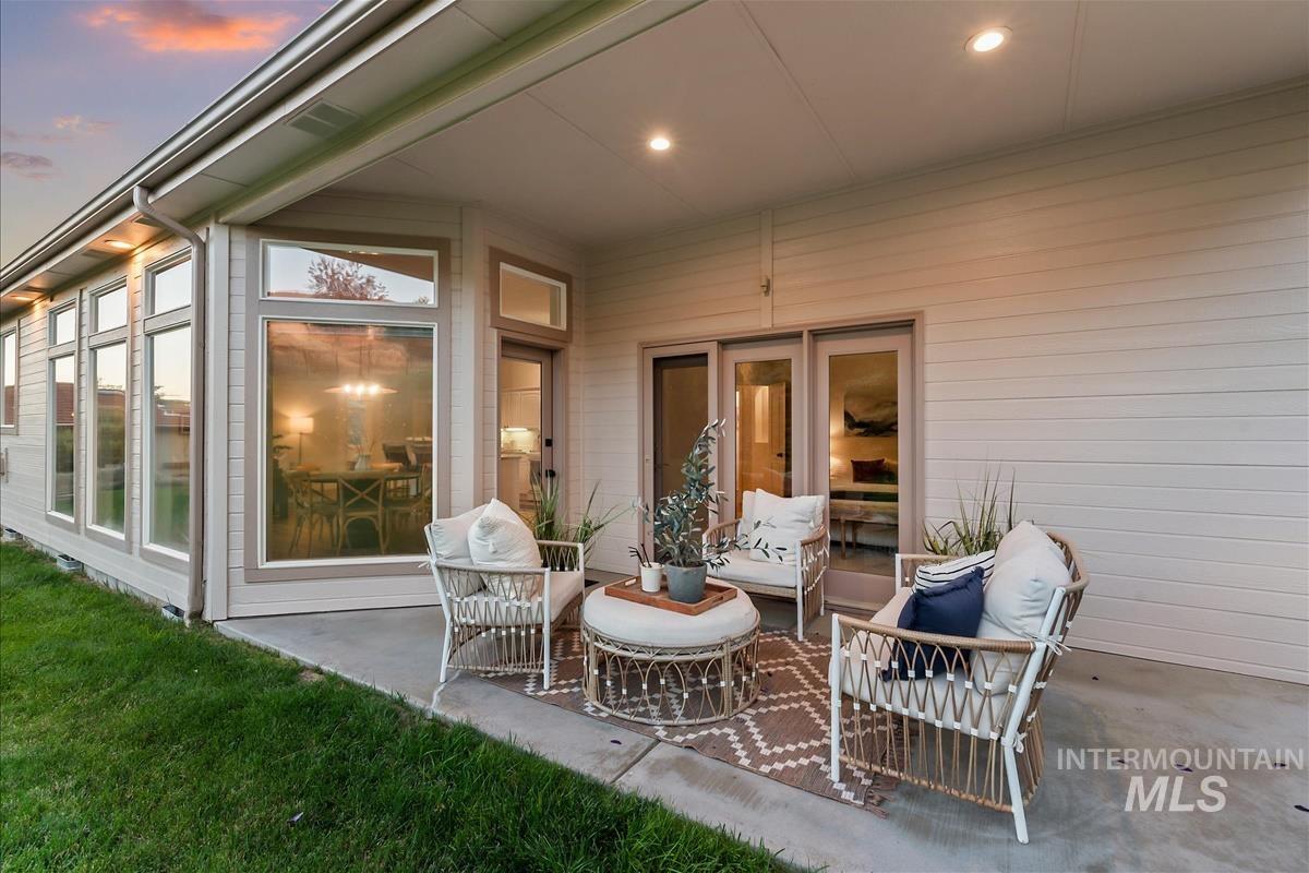3949 W Quail Ridge, Boise, Idaho 83703-3855, 3 Bedrooms, 2.5 Bathrooms, Residential For Sale, Price $874,900, 98991072