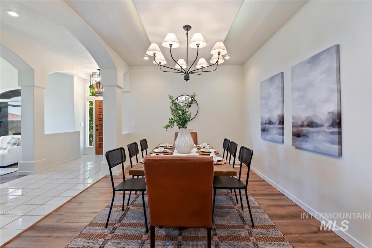 3949 W Quail Ridge, Boise, Idaho 83703-3855, 3 Bedrooms, 2.5 Bathrooms, Residential For Sale, Price $874,900, 98991072