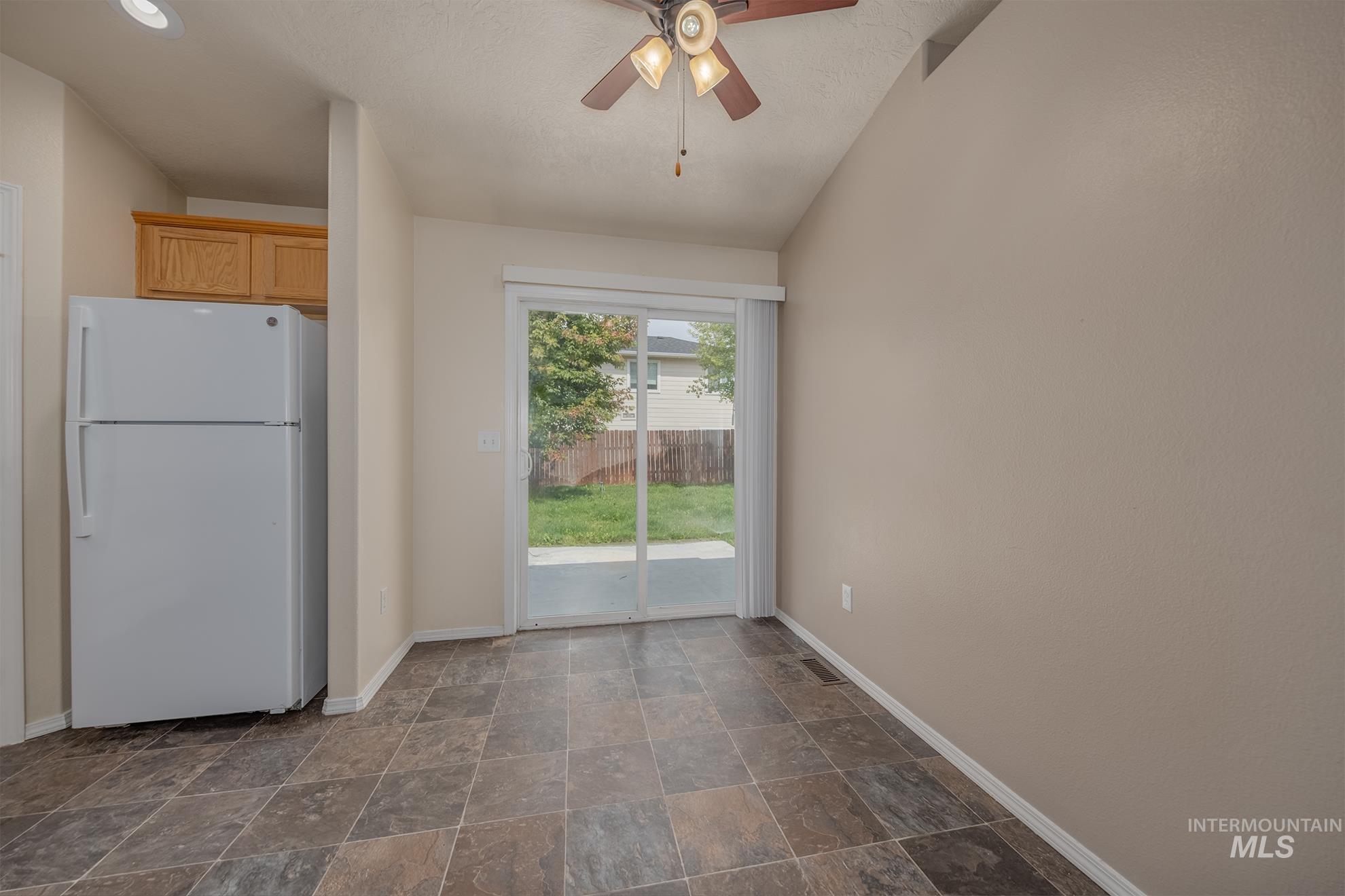 90 S Bancroft Way, Nampa, Idaho 83651-7622, 3 Bedrooms, 2 Bathrooms, Residential For Sale, Price $355,000,MLS 98991074