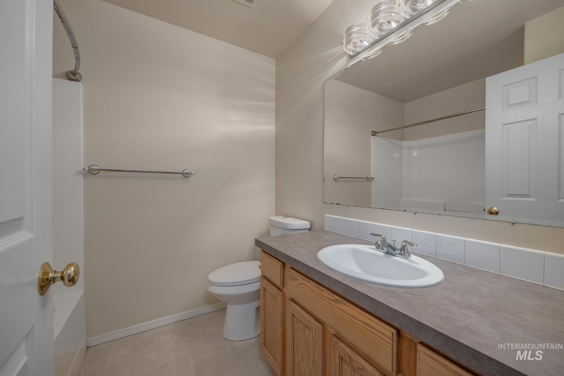 90 S Bancroft Way, Nampa, Idaho 83651-7622, 3 Bedrooms, 2 Bathrooms, Residential For Sale, Price $355,000,MLS 98991074