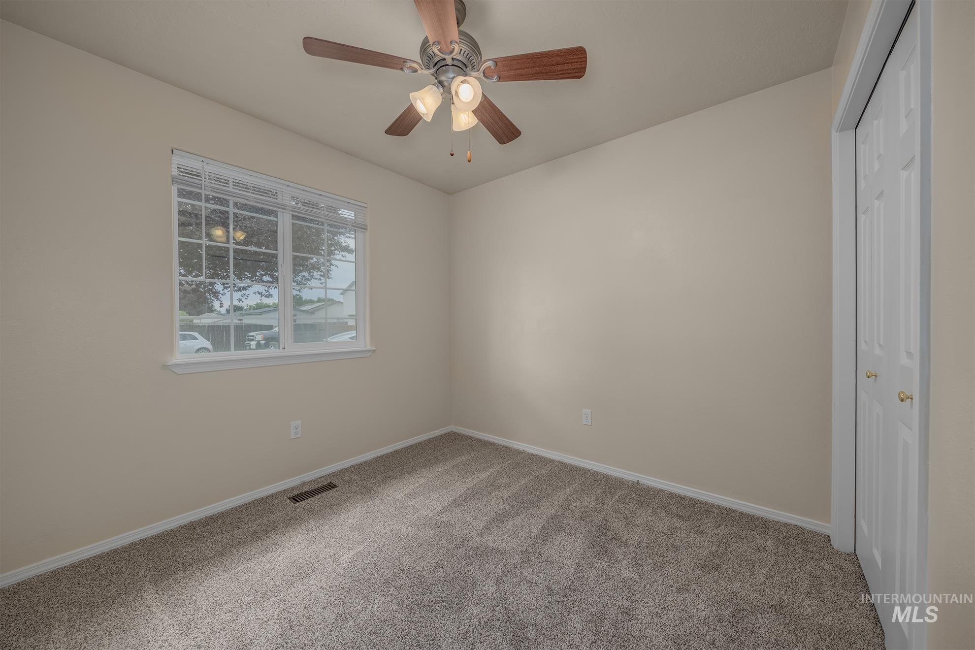 90 S Bancroft Way, Nampa, Idaho 83651-7622, 3 Bedrooms, 2 Bathrooms, Residential For Sale, Price $355,000,MLS 98991074