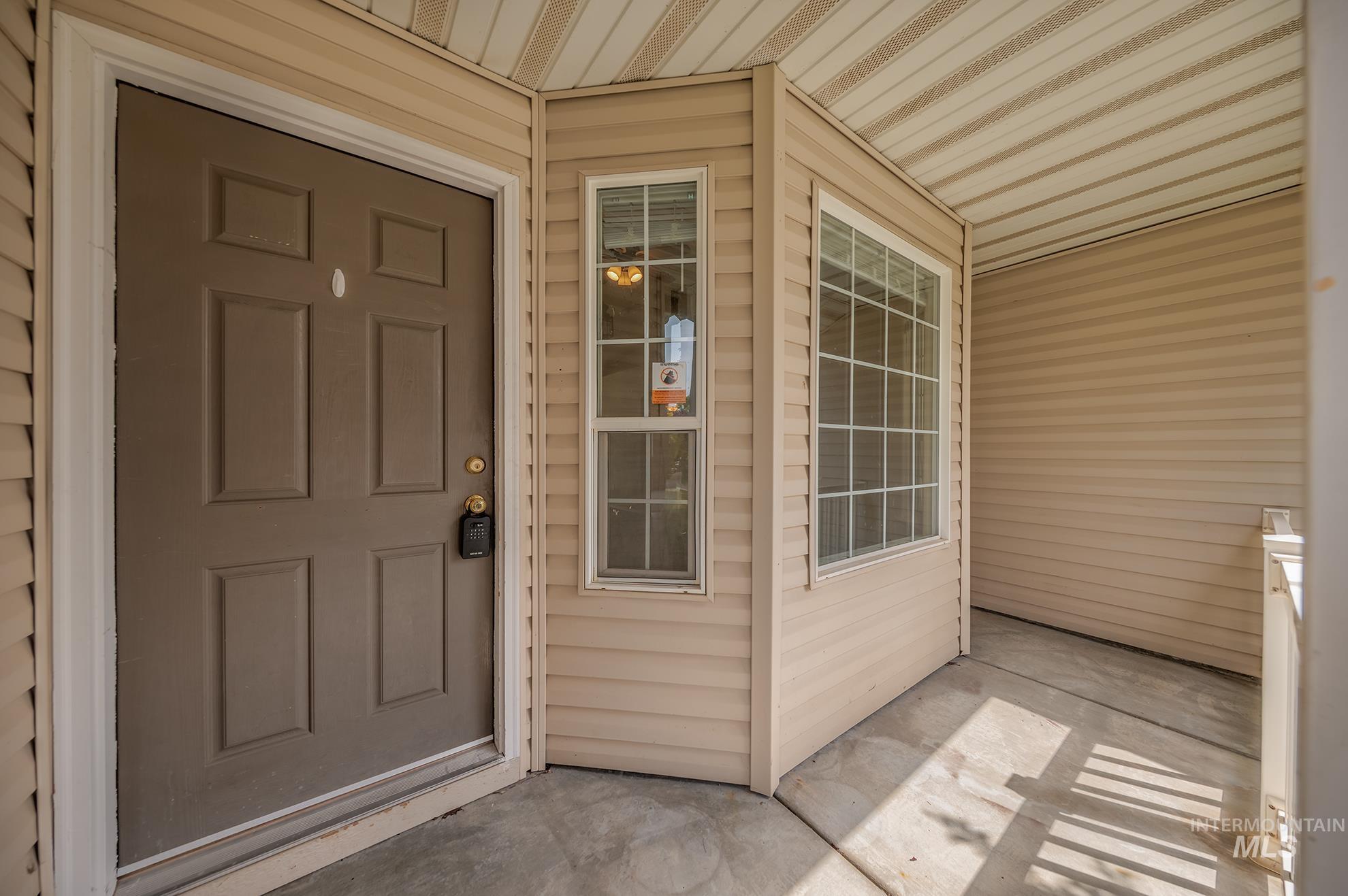 90 S Bancroft Way, Nampa, Idaho 83651-7622, 3 Bedrooms, 2 Bathrooms, Residential For Sale, Price $355,000,MLS 98991074