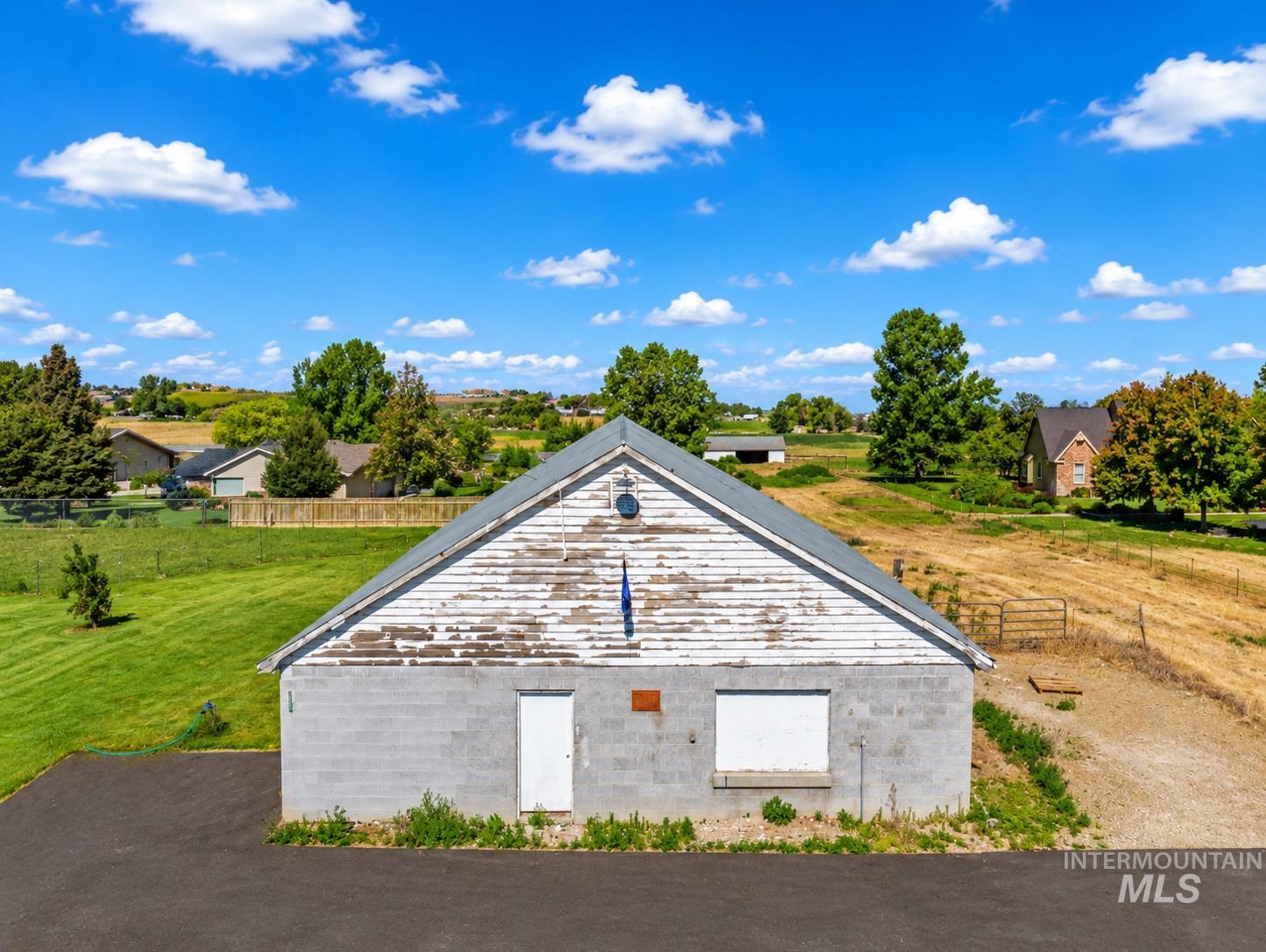 8427 Southside Blvd, Nampa, Idaho 83686, 1 Bedroom, 1 Bathroom, Residential For Sale, Price $100,000,MLS 98991075