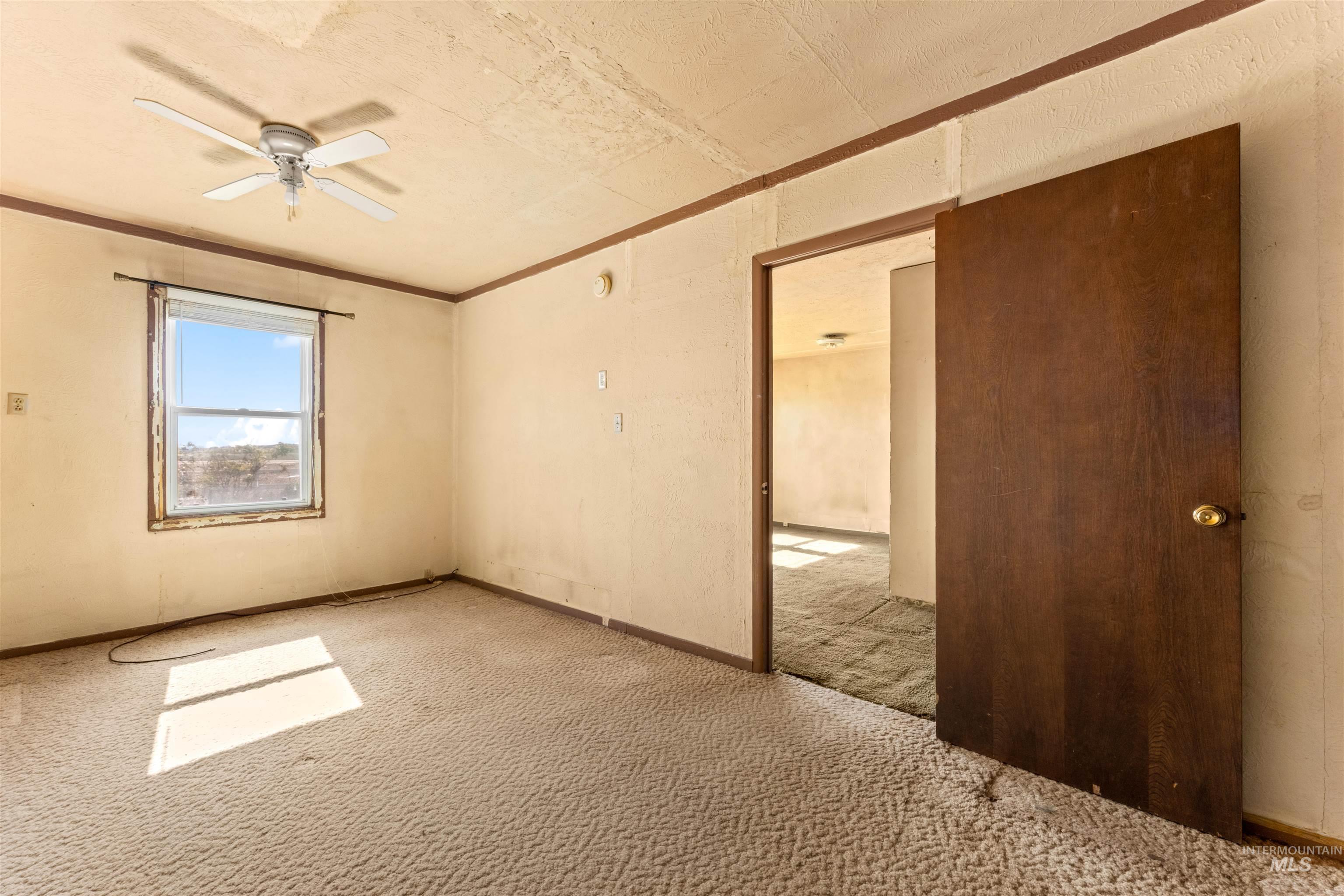 8427 Southside Blvd, Nampa, Idaho 83686, 1 Bedroom, 1 Bathroom, Residential For Sale, Price $100,000,MLS 98991075