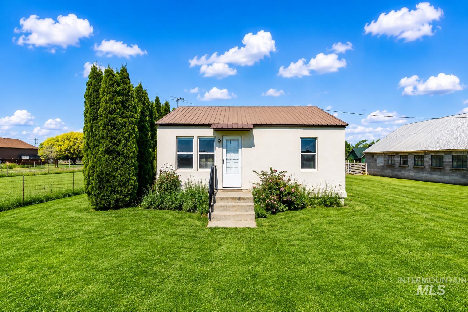 8427 Southside Blvd, Nampa, Idaho 83686, 1 Bedroom, 1 Bathroom, Residential For Sale, Price $100,000,MLS 98991075