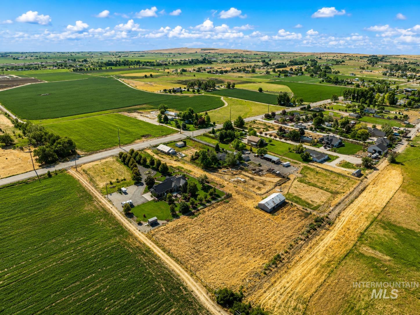 8427 Southside Blvd, Nampa, Idaho 83686, 1 Bedroom, 1 Bathroom, Residential For Sale, Price $100,000,MLS 98991075