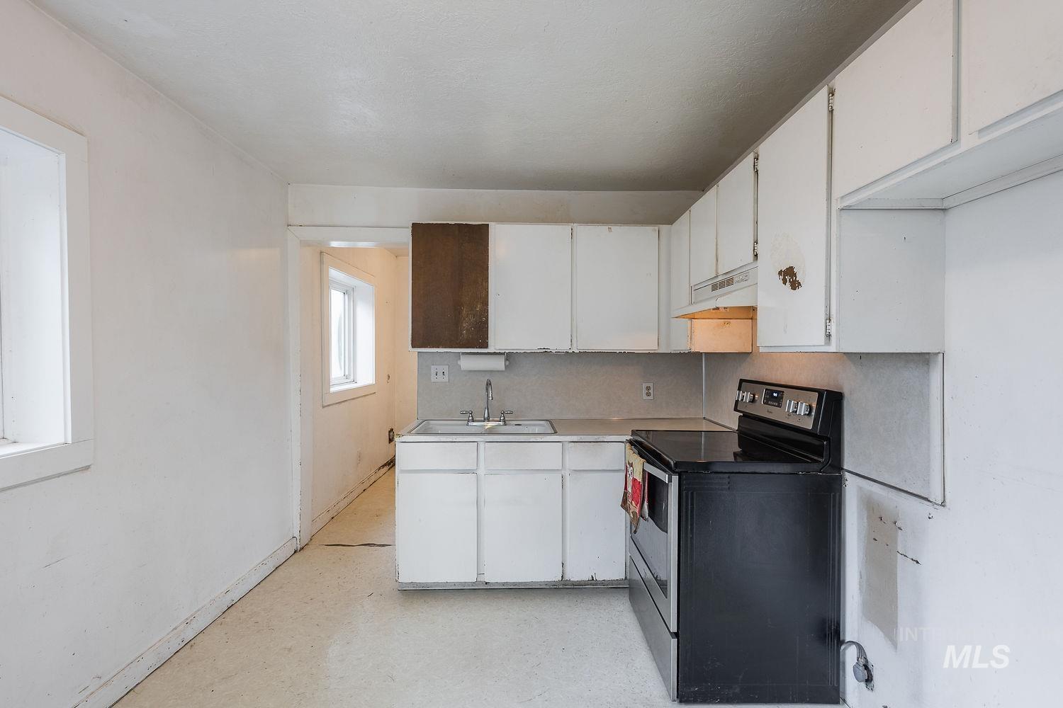 1021 W Chamberlin St, Boise, Idaho 83706-4100, 1 Bedroom, 1 Bathroom, Residential For Sale, Price $299,900, 98991076
