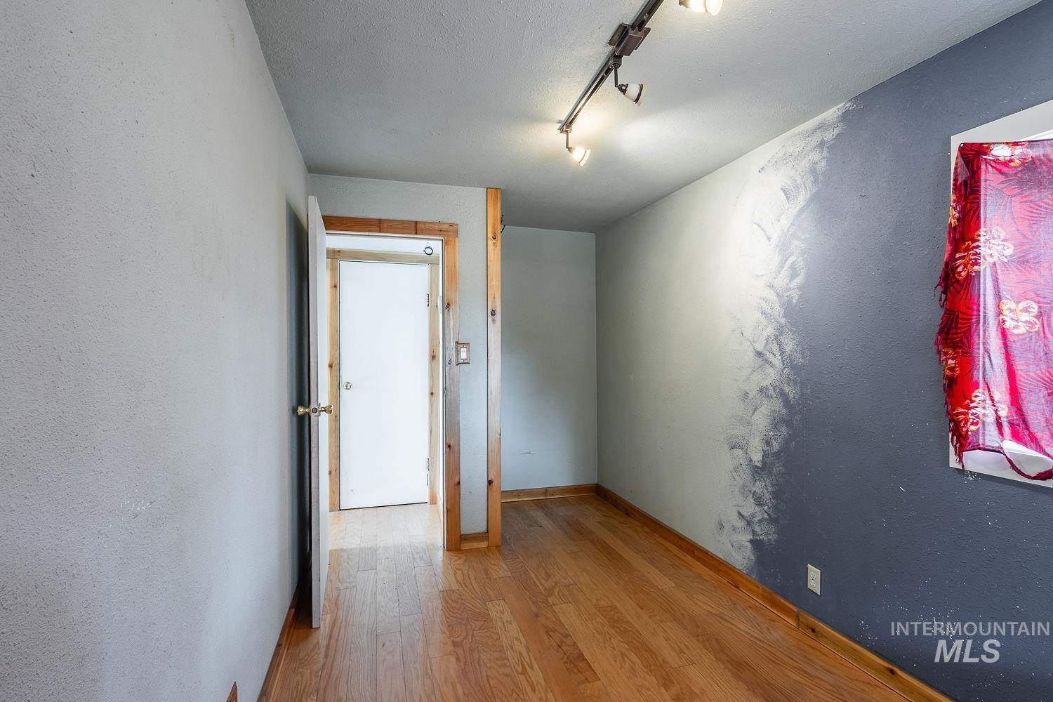 1021 W Chamberlin St, Boise, Idaho 83706-4100, 1 Bedroom, 1 Bathroom, Residential For Sale, Price $299,900, 98991076