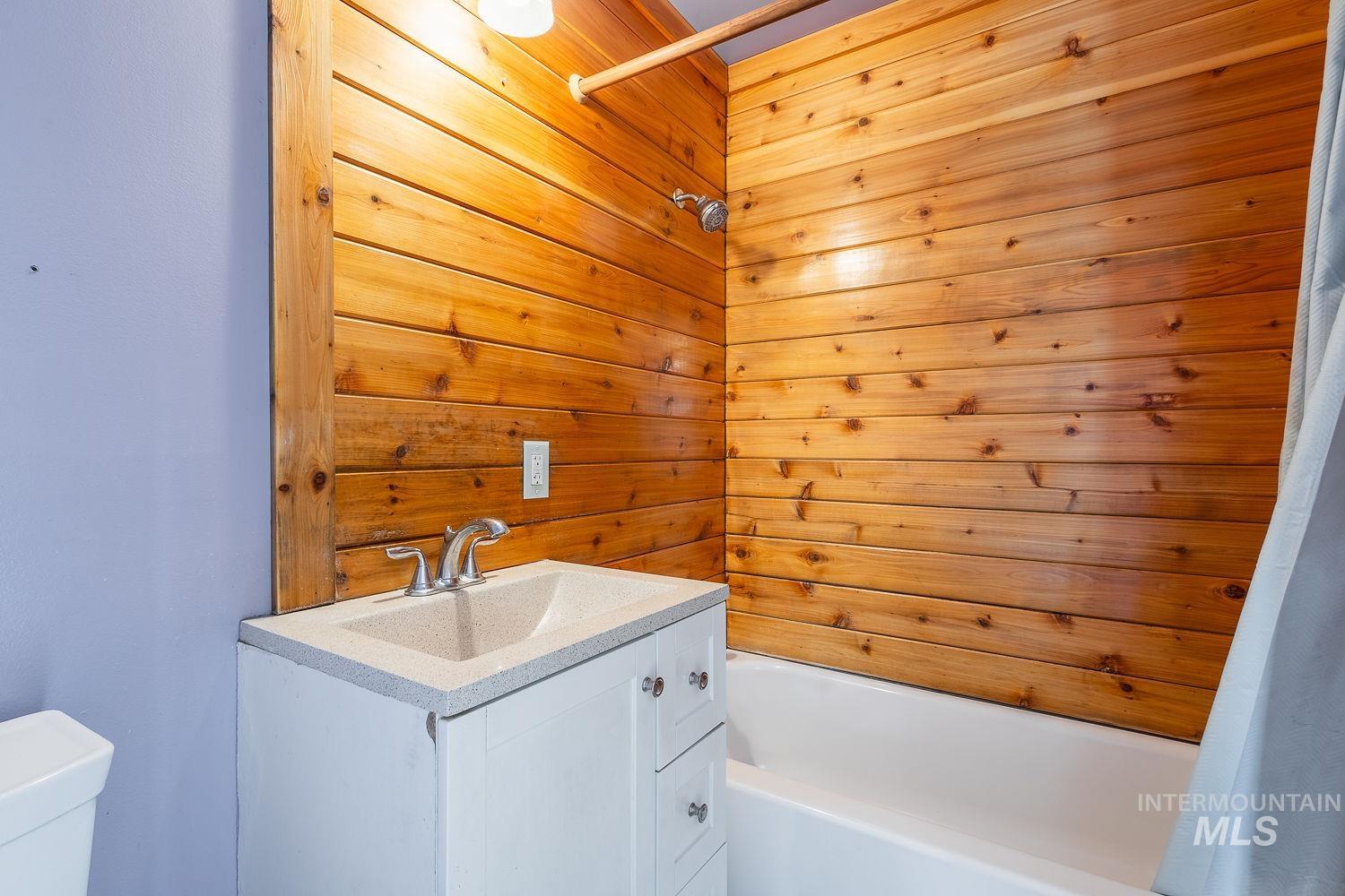 1021 W Chamberlin St, Boise, Idaho 83706-4100, 1 Bedroom, 1 Bathroom, Residential For Sale, Price $299,900, 98991076