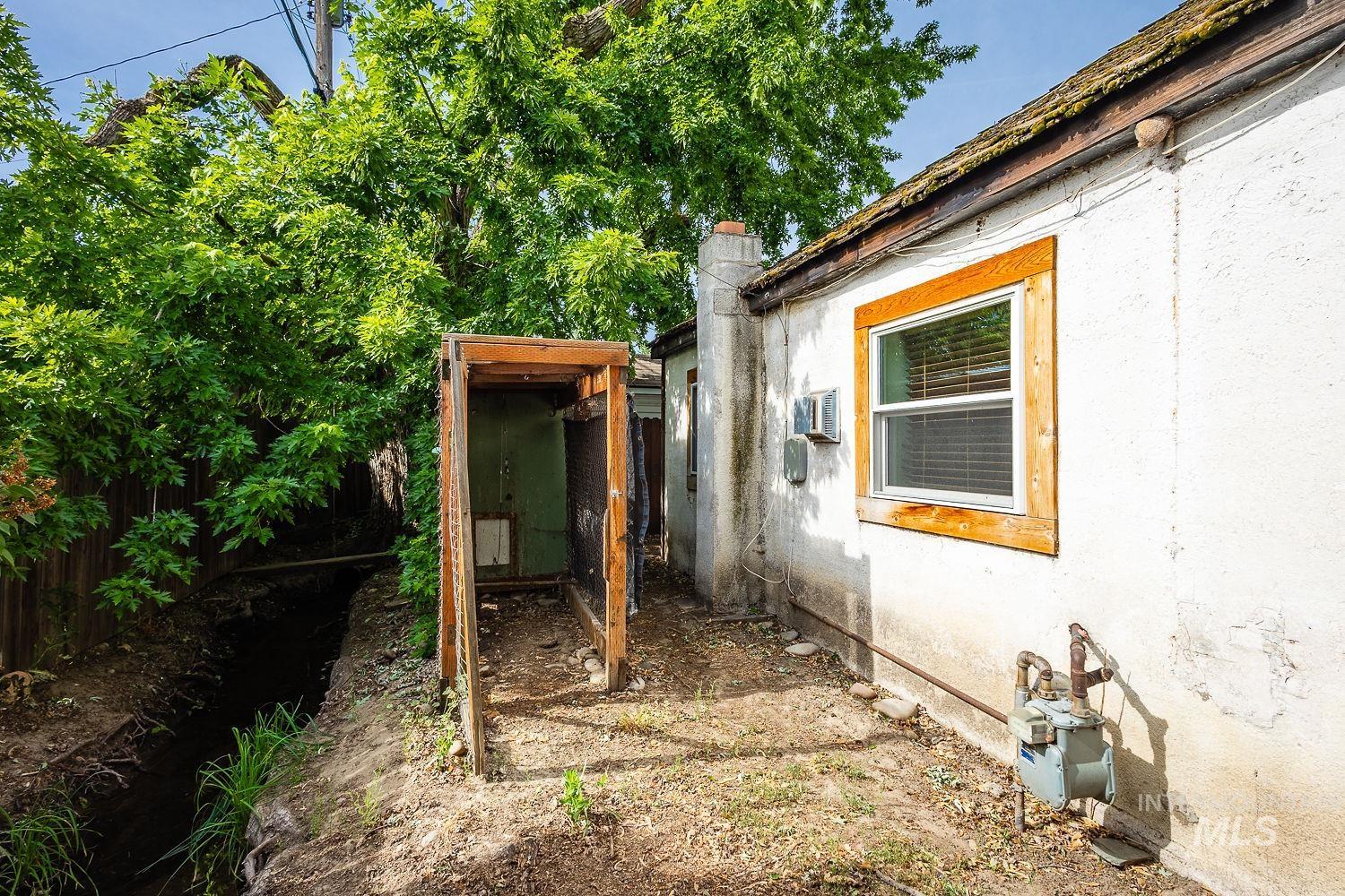 1021 W Chamberlin St, Boise, Idaho 83706-4100, 1 Bedroom, 1 Bathroom, Residential For Sale, Price $299,900, 98991076