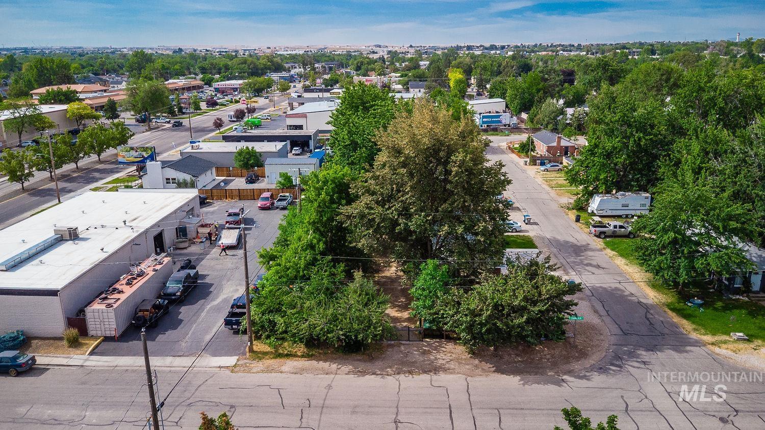 1021 W Chamberlin St, Boise, Idaho 83706-4100, 1 Bedroom, 1 Bathroom, Residential For Sale, Price $299,900, 98991076
