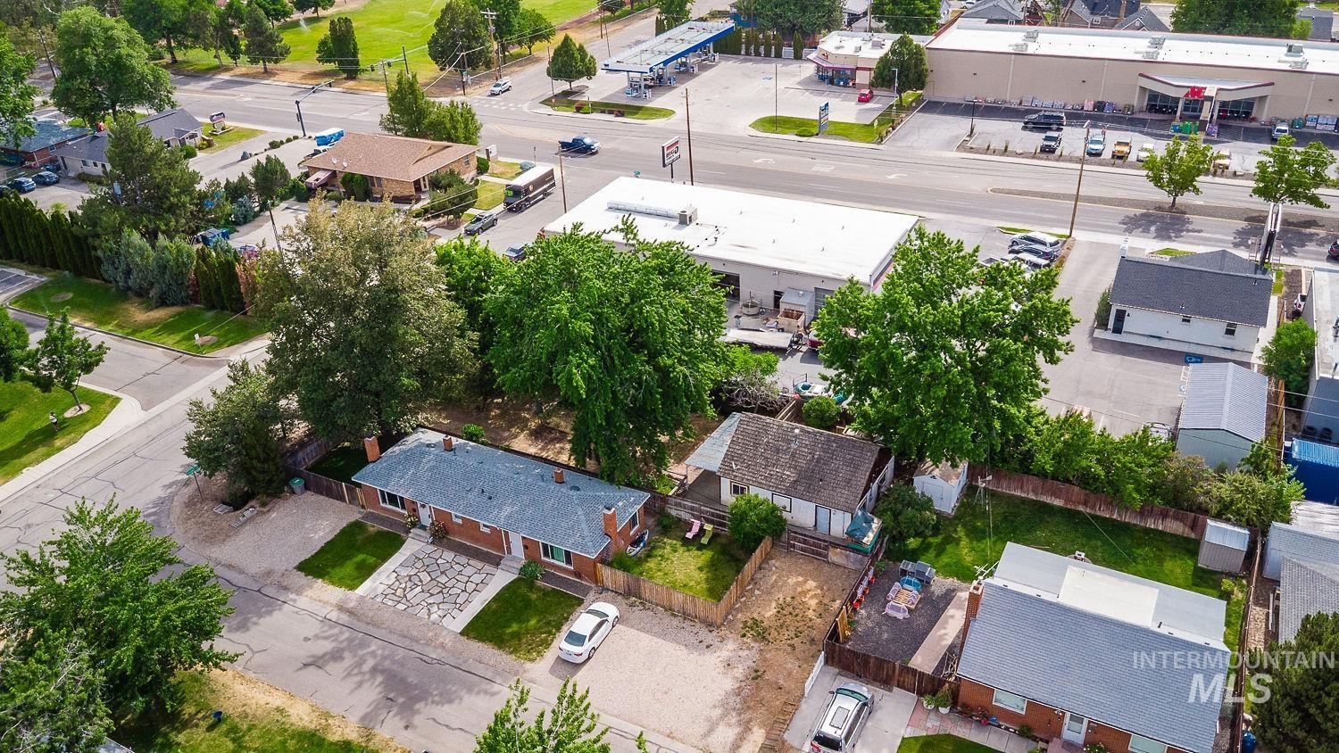 1021 W Chamberlin St, Boise, Idaho 83706-4100, 1 Bedroom, 1 Bathroom, Residential For Sale, Price $299,900, 98991076