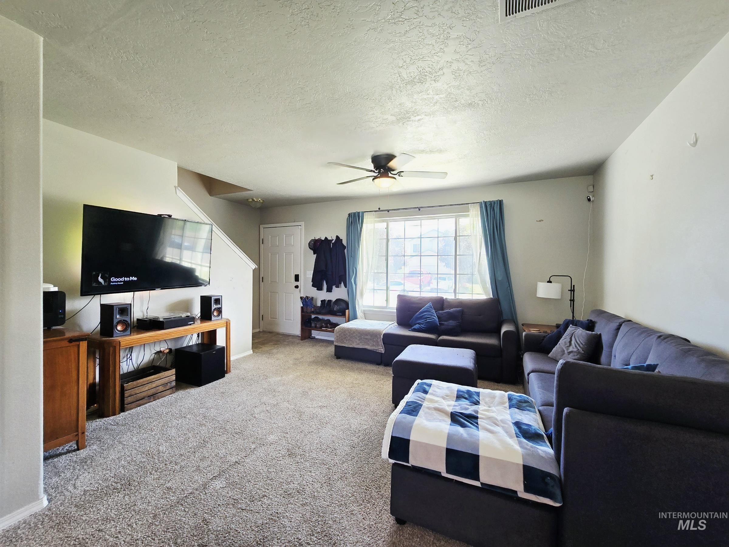 157 N Kildeer, Nampa, Idaho 83651, 4 Bedrooms, 2.5 Bathrooms, Residential For Sale, Price $399,900,MLS 98991078