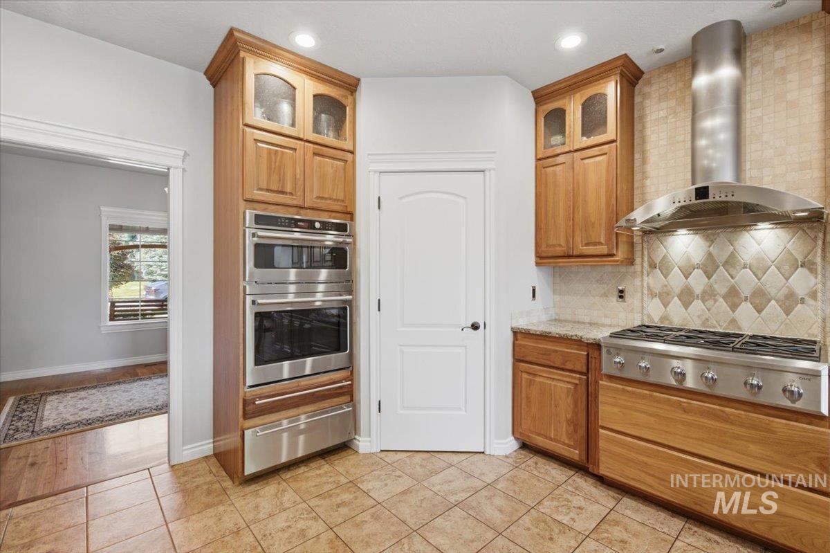 2560 W Wolf Rapids, Meridian, Idaho 83646, 4 Bedrooms, 3 Bathrooms, Residential For Sale, Price $850,000, 98991079
