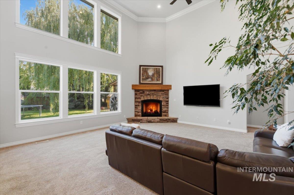 2560 W Wolf Rapids, Meridian, Idaho 83646, 4 Bedrooms, 3 Bathrooms, Residential For Sale, Price $850,000, 98991079