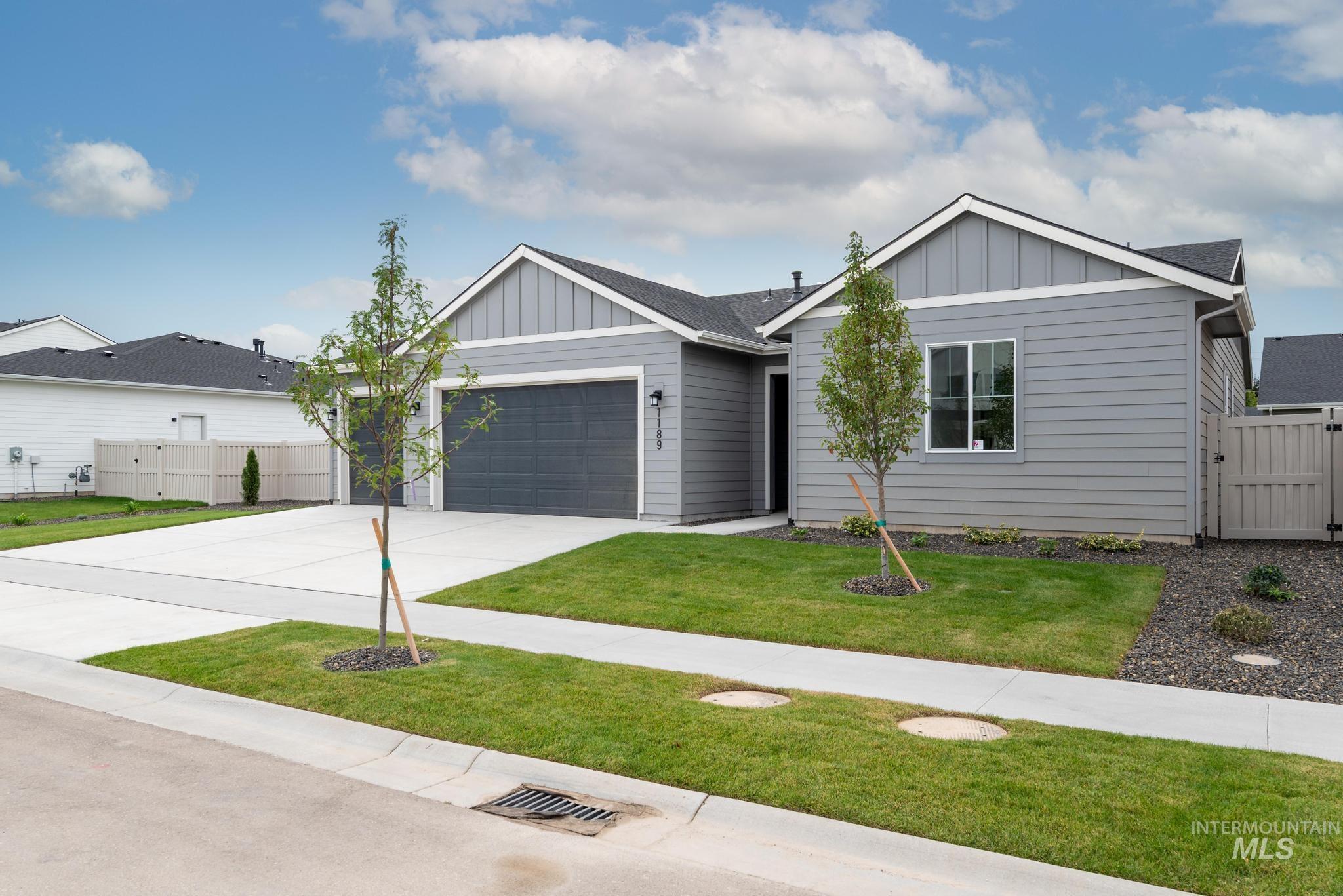 1189 W Grassland St, Middleton, Idaho 83644, 3 Bedrooms, 2 Bathrooms, Residential For Sale, Price $457,000, 98991080