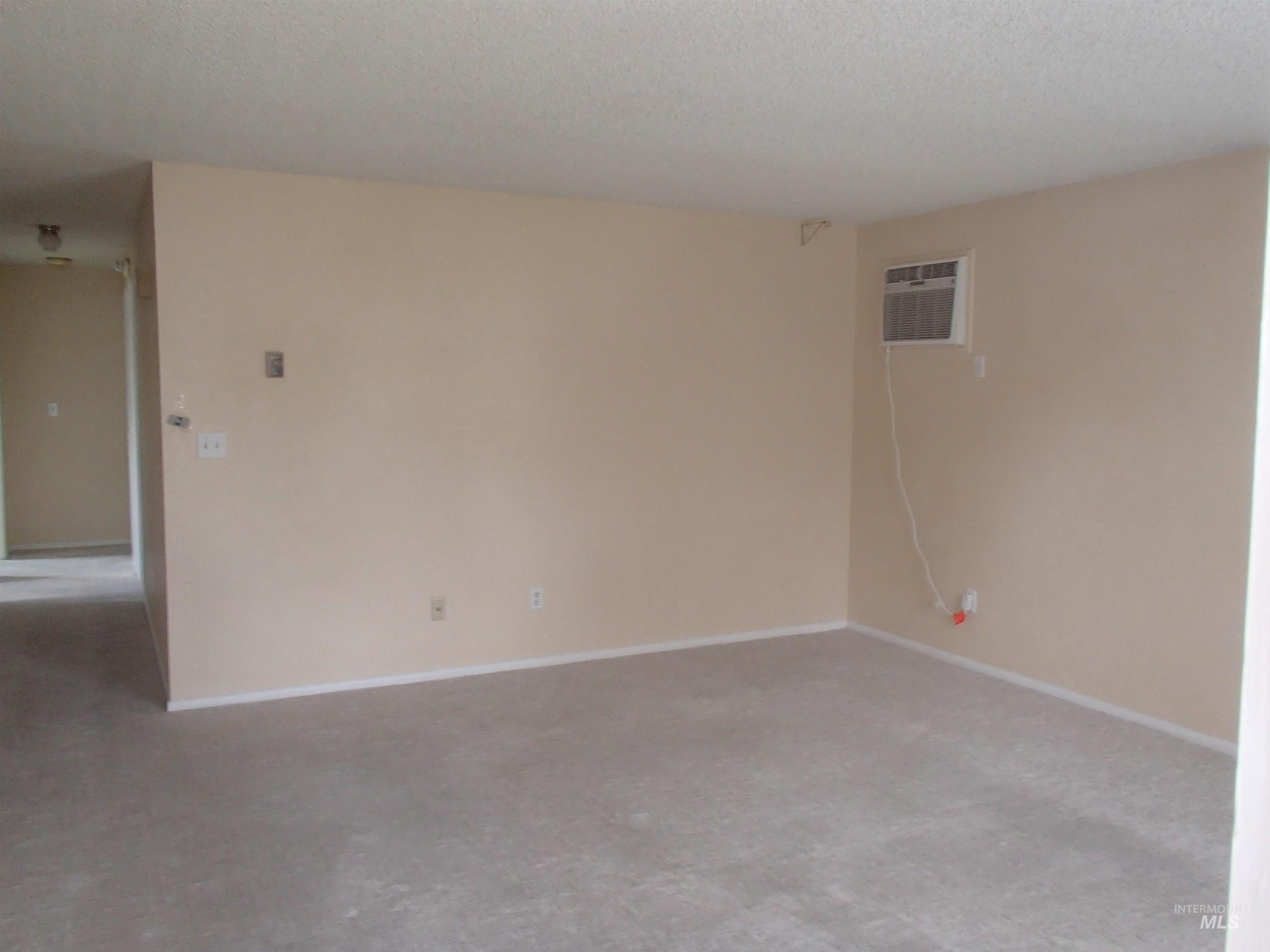 1111 S Locust, Nampa, Idaho 83686, 3 Bedrooms, 1 Bathroom, Residential For Sale, Price $314,700, 98991081