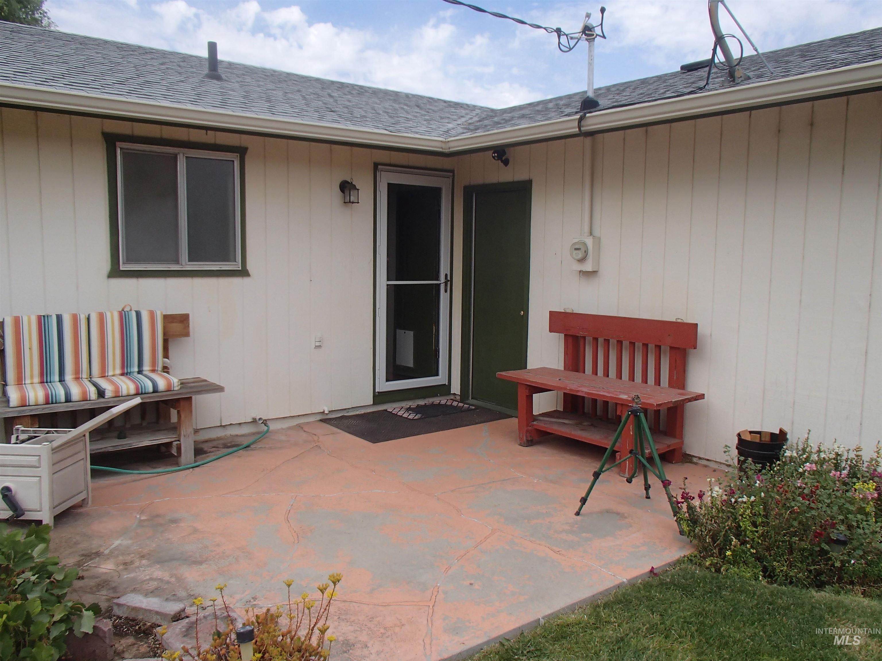 1111 S Locust, Nampa, Idaho 83686, 3 Bedrooms, 1 Bathroom, Residential For Sale, Price $314,700, 98991081