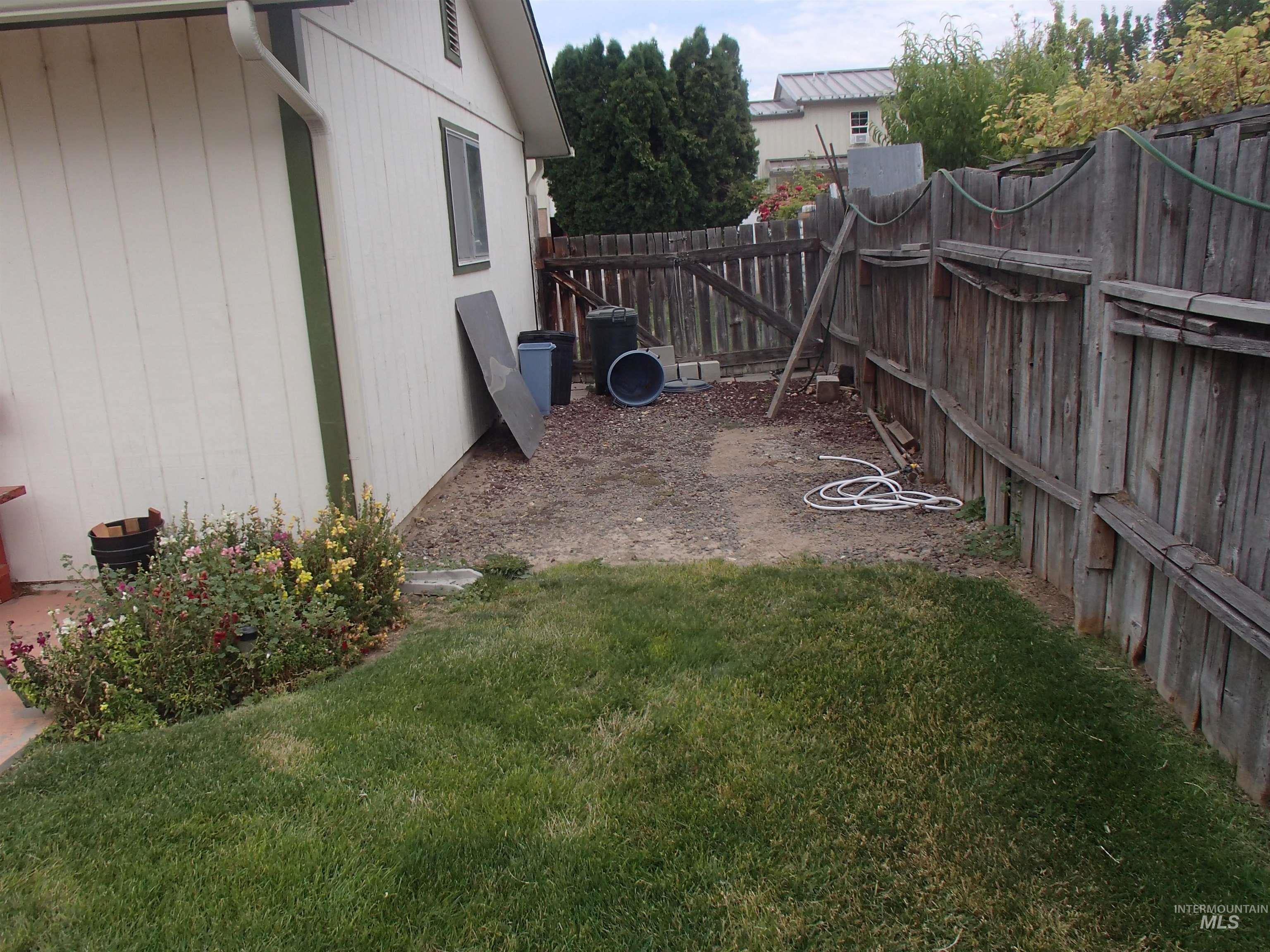 1111 S Locust, Nampa, Idaho 83686, 3 Bedrooms, 1 Bathroom, Residential For Sale, Price $314,700, 98991081