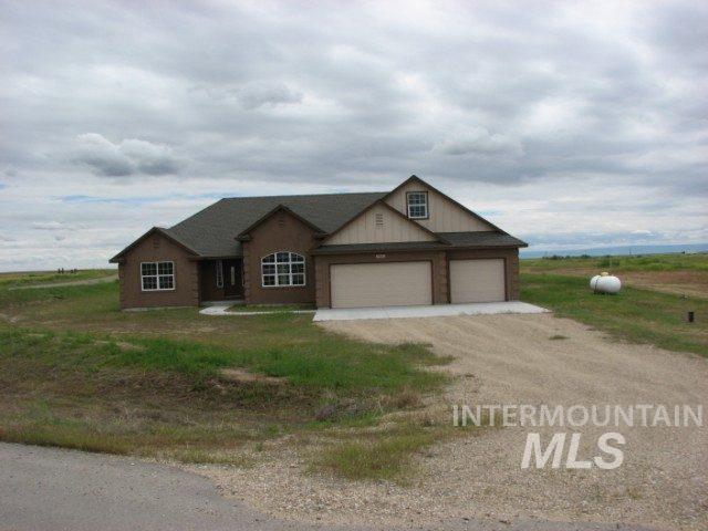 1985 E Aeronca Ct, Mountain Home, Idaho 83647, 3 Bedrooms, 2 Bathrooms, Residential For Sale, Price $749,900,MLS 98991086