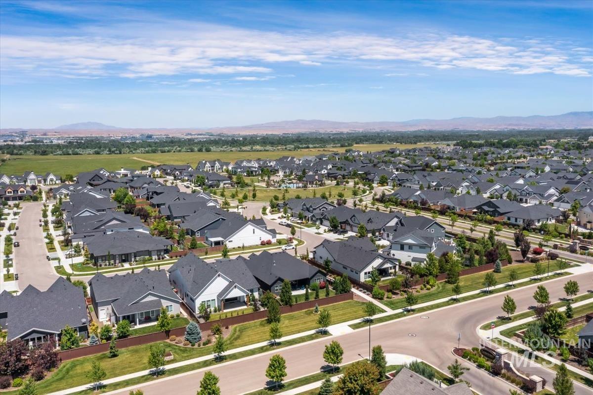 5127 W Canaston St, Meridian, Idaho 83646, 4 Bedrooms, 3 Bathrooms, Residential For Sale, Price $825,000, 98991096