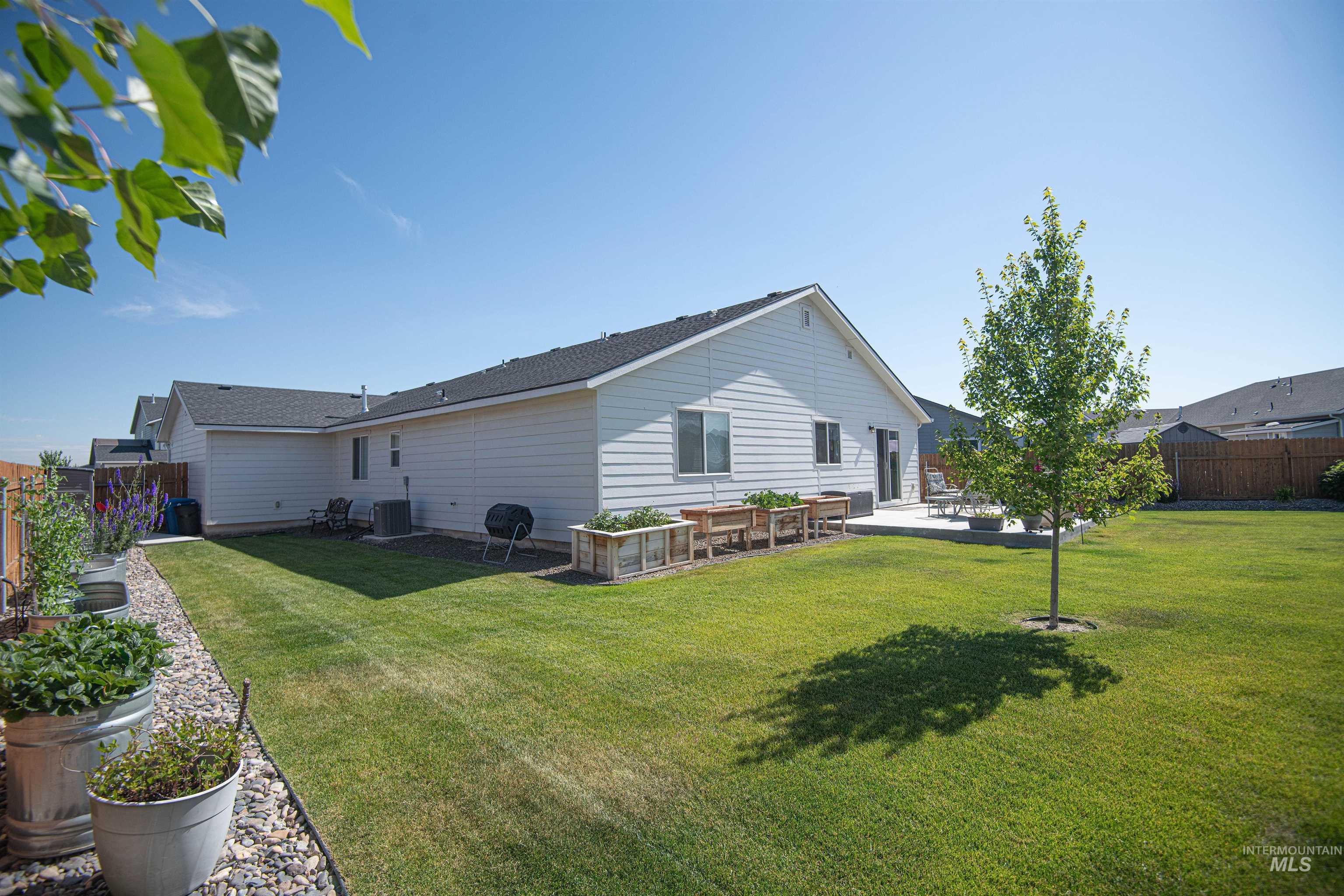 7681 E Drouillard St, Nampa, Idaho 83687, 4 Bedrooms, 2 Bathrooms, Residential For Sale, Price $438,990,MLS 98991097