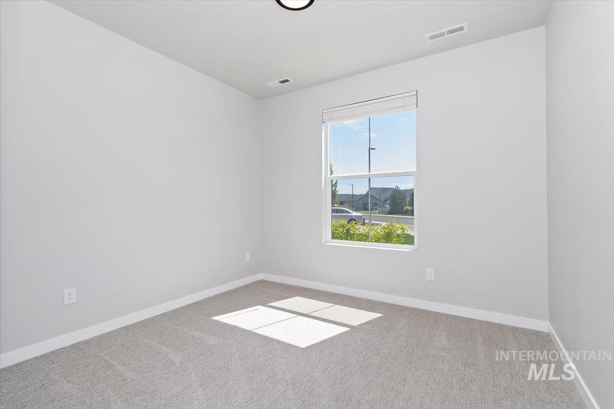 4432 N Maplestone Av, Meridian, Idaho 83646, 3 Bedrooms, 2 Bathrooms, Residential For Sale, Price $467,000,MLS 98991099
