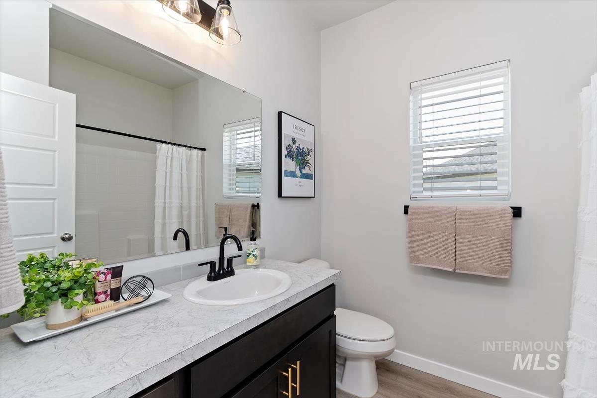 4432 N Maplestone Av, Meridian, Idaho 83646, 3 Bedrooms, 2 Bathrooms, Residential For Sale, Price $467,000,MLS 98991099